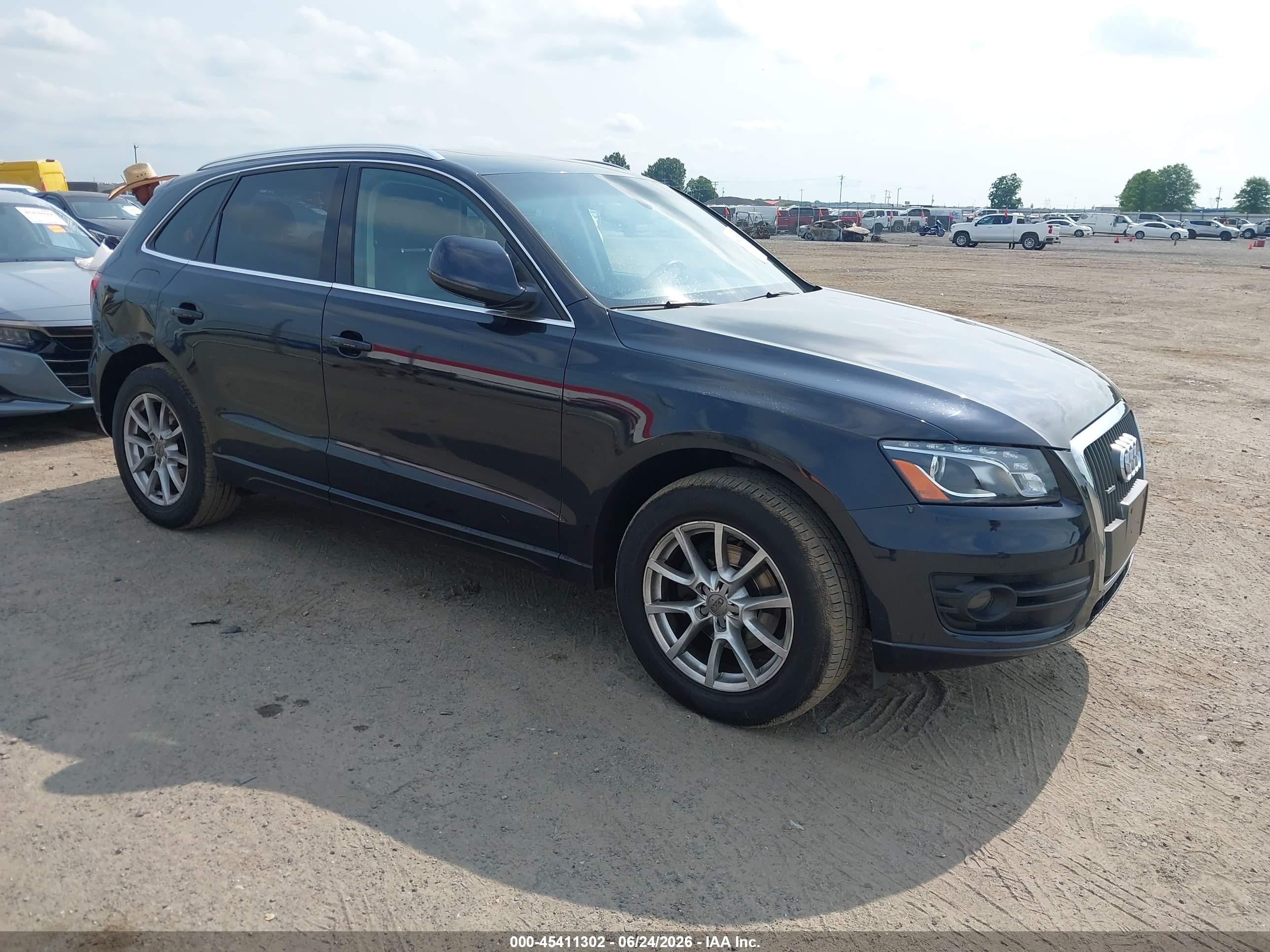 2012 Audi Q5 2.0t Premium Dark Blue vin: WA1LFAFP1CA090791