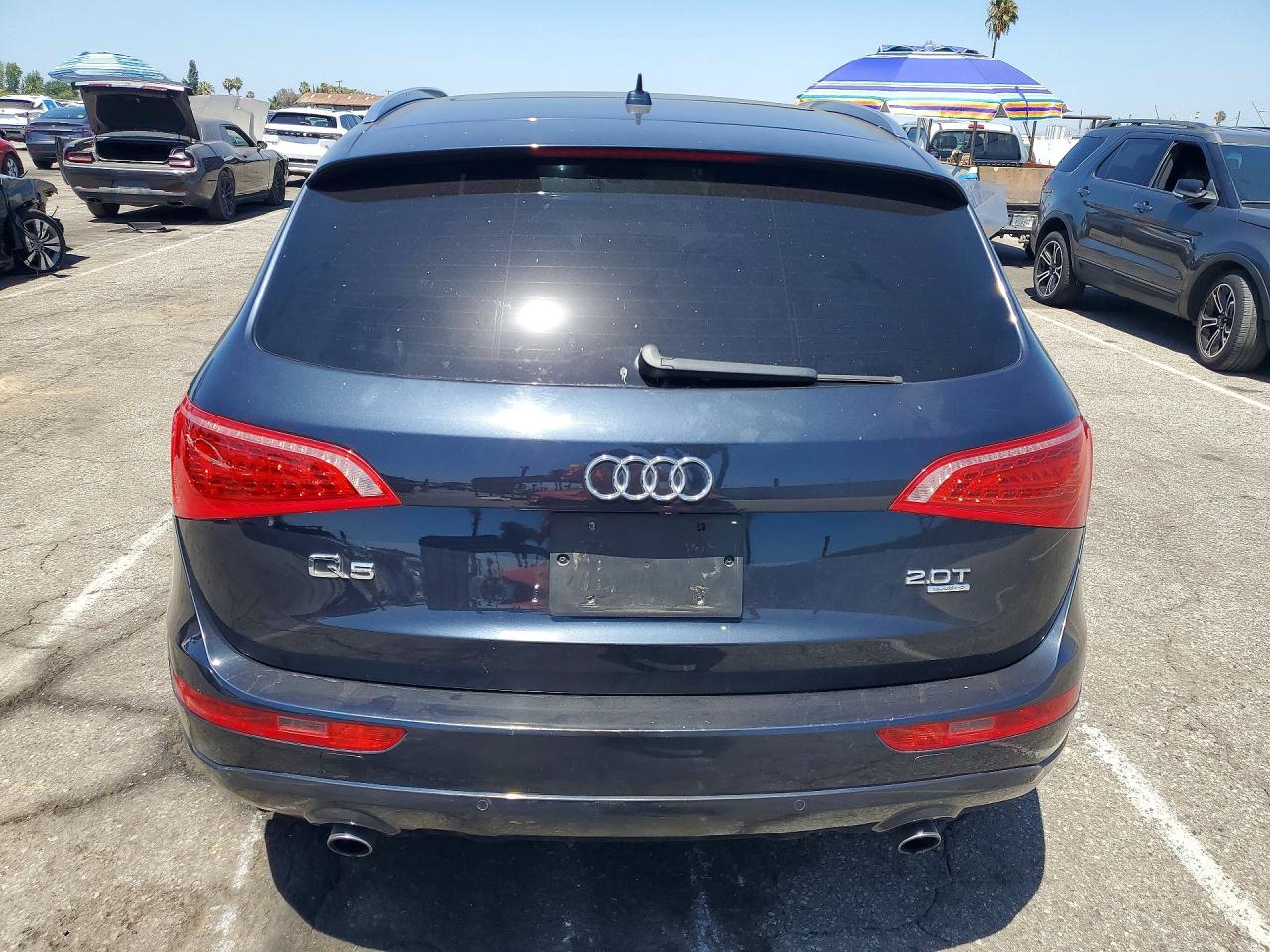 2012 Audi Q5 Premium Plus Blue vin: WA1LFAFP1CA101935