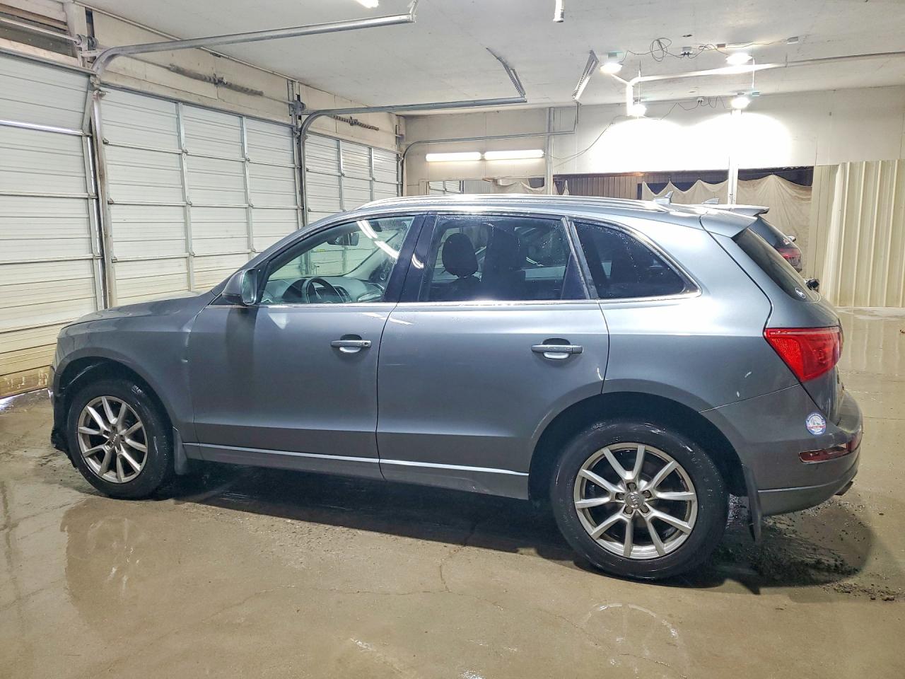 2012 Audi Q5 Premium Plus Gray vin: WA1LFAFP1CA121487