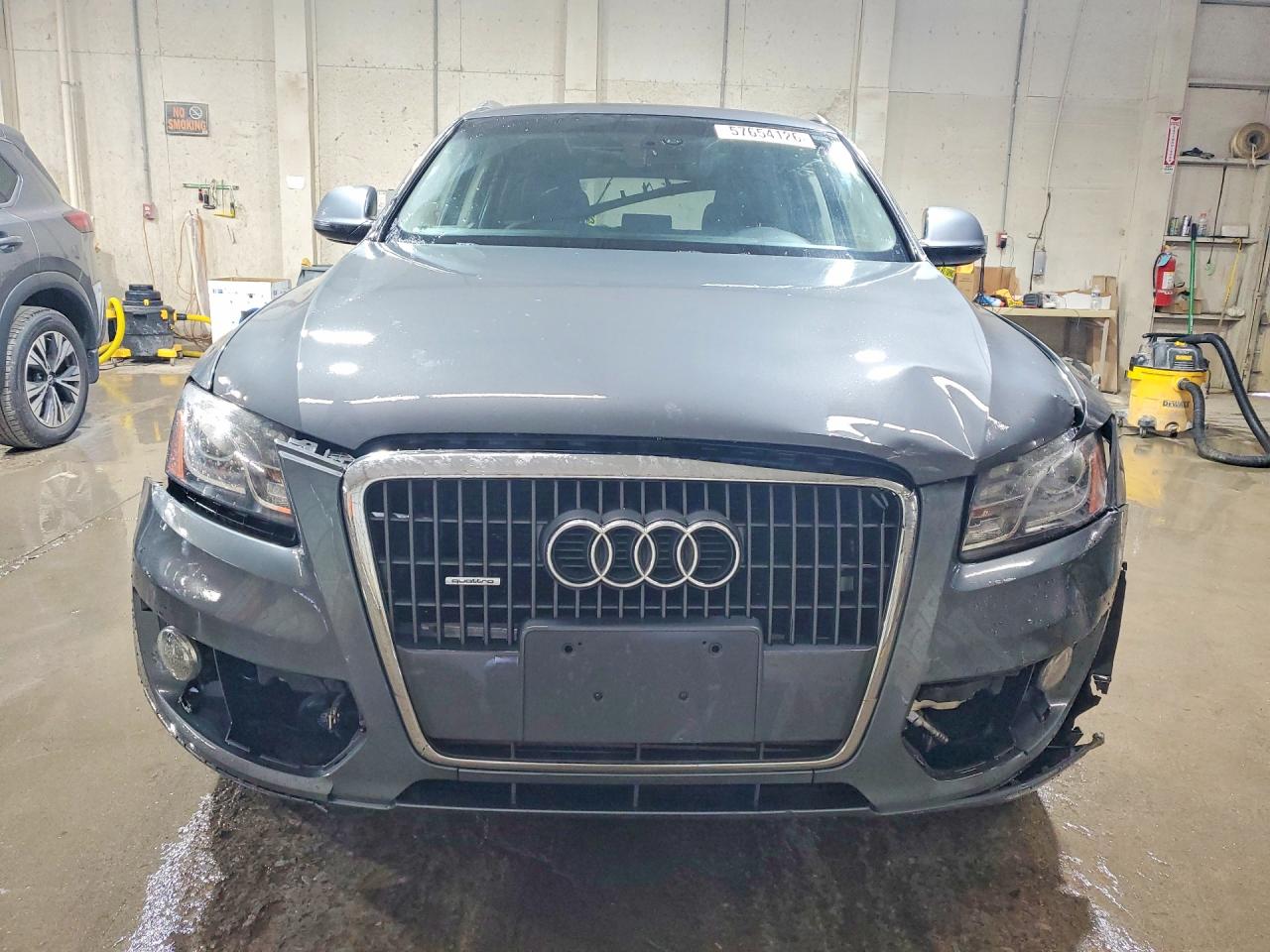 2012 Audi Q5 Premium Plus Gray vin: WA1LFAFP1CA121487