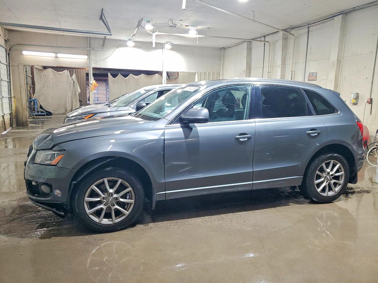 2012 Audi Q5 Premium Plus Gray vin: WA1LFAFP1CA121487