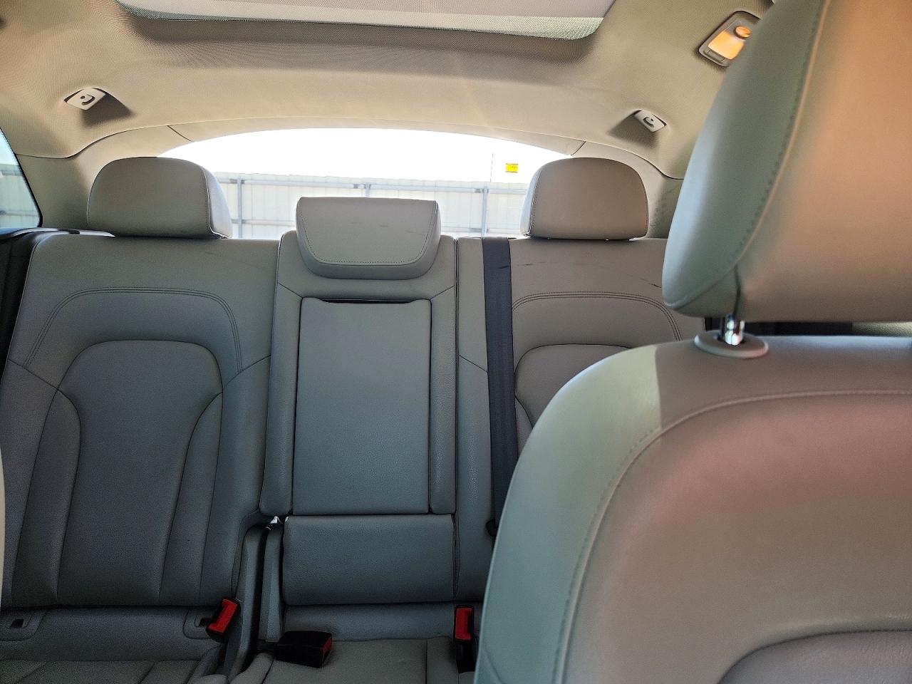 2012 Audi Q5 Premium Plus Charcoal vin: WA1LFAFP1CA133705
