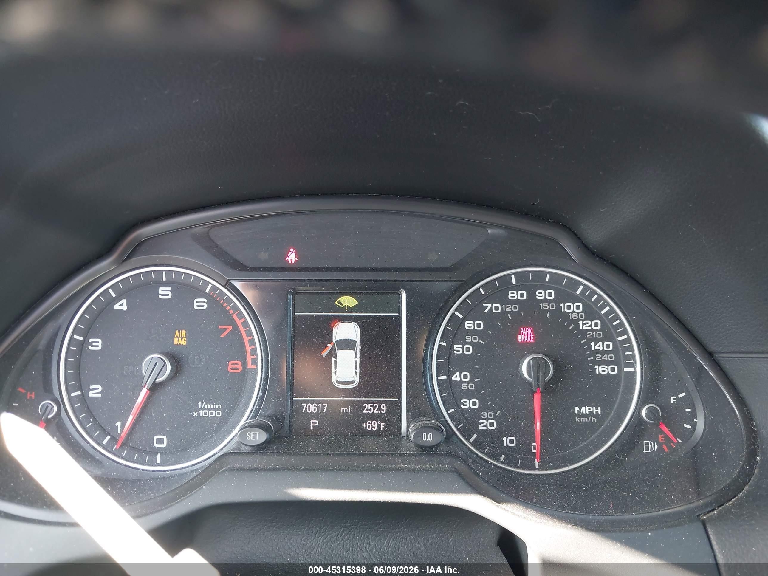 2013 Audi Q5 2.0t Premium Black vin: WA1LFAFP1DA047733