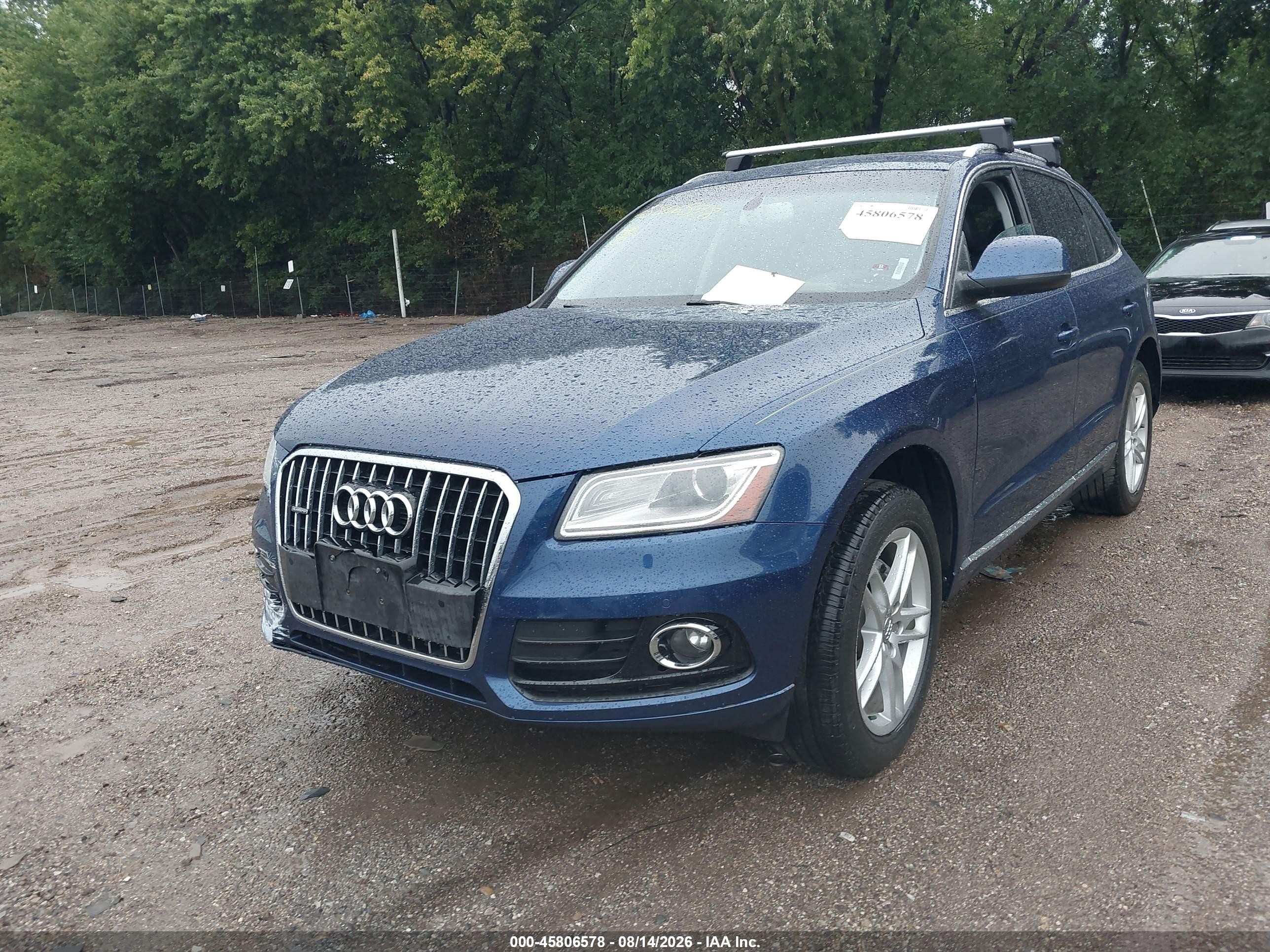 2014 Audi Q5 2.0t Premium Синий vin: WA1LFAFP1EA042436