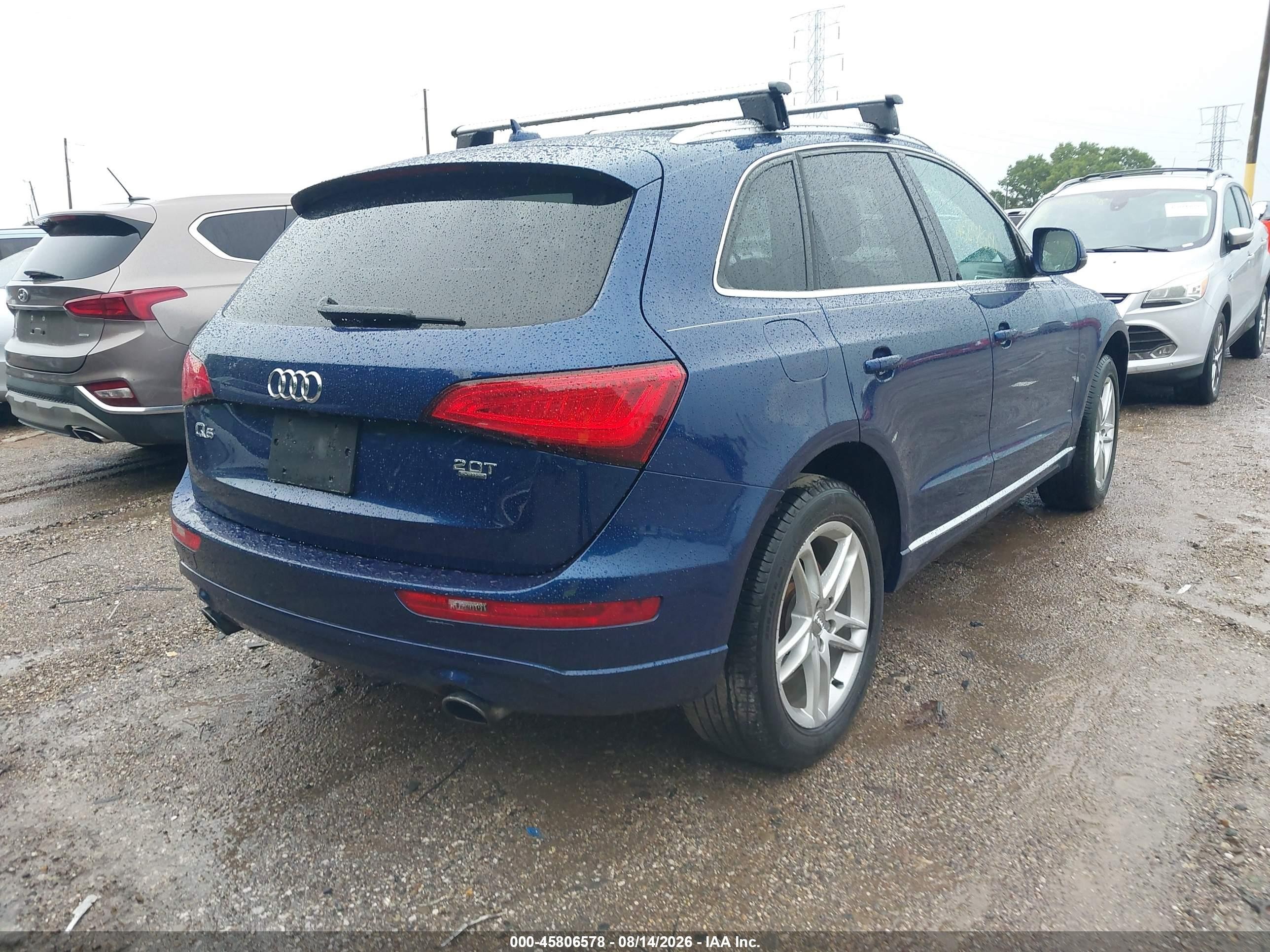 2014 Audi Q5 2.0t Premium Синий vin: WA1LFAFP1EA042436