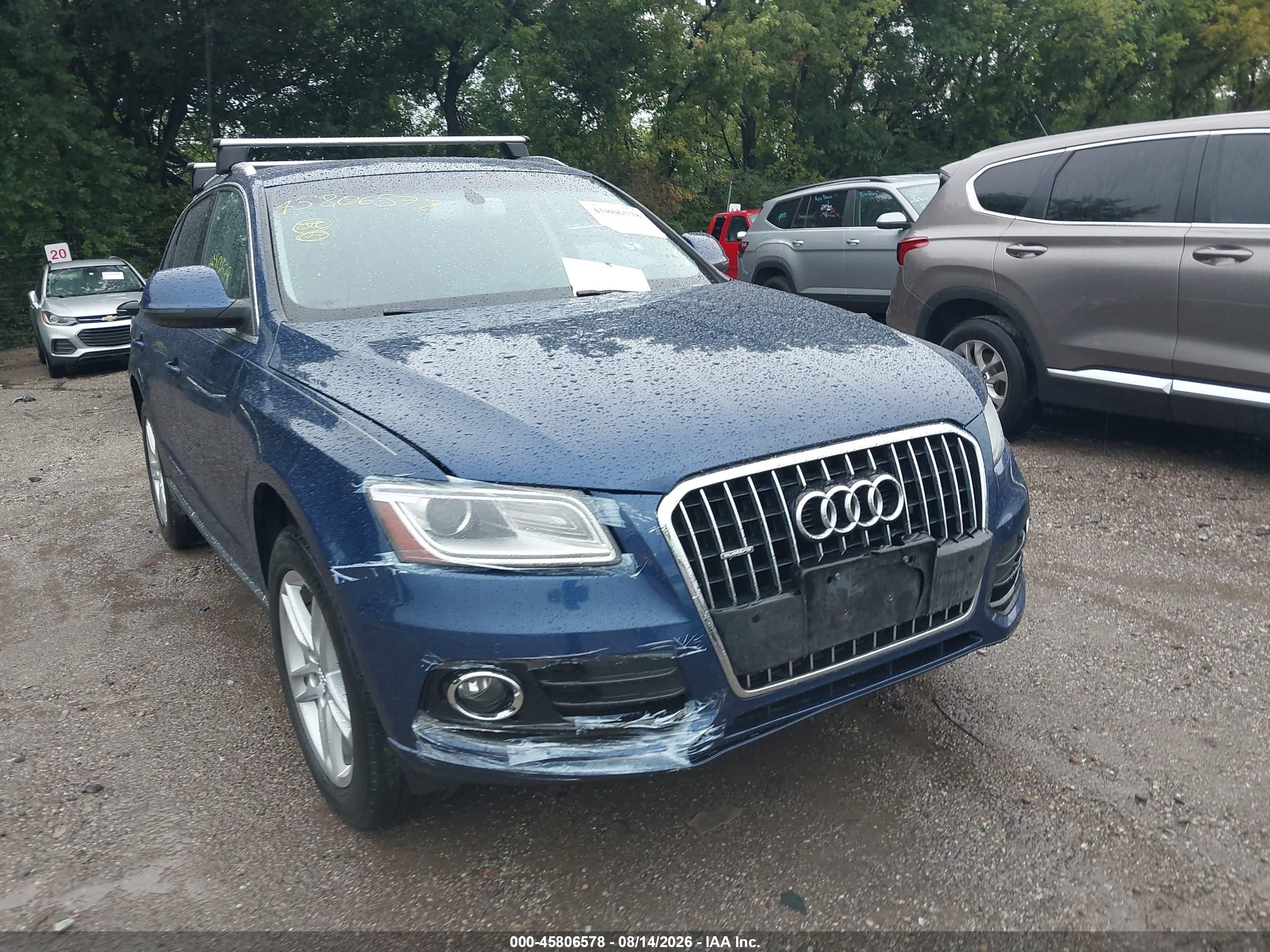 2014 Audi Q5 2.0t Premium Синий vin: WA1LFAFP1EA042436