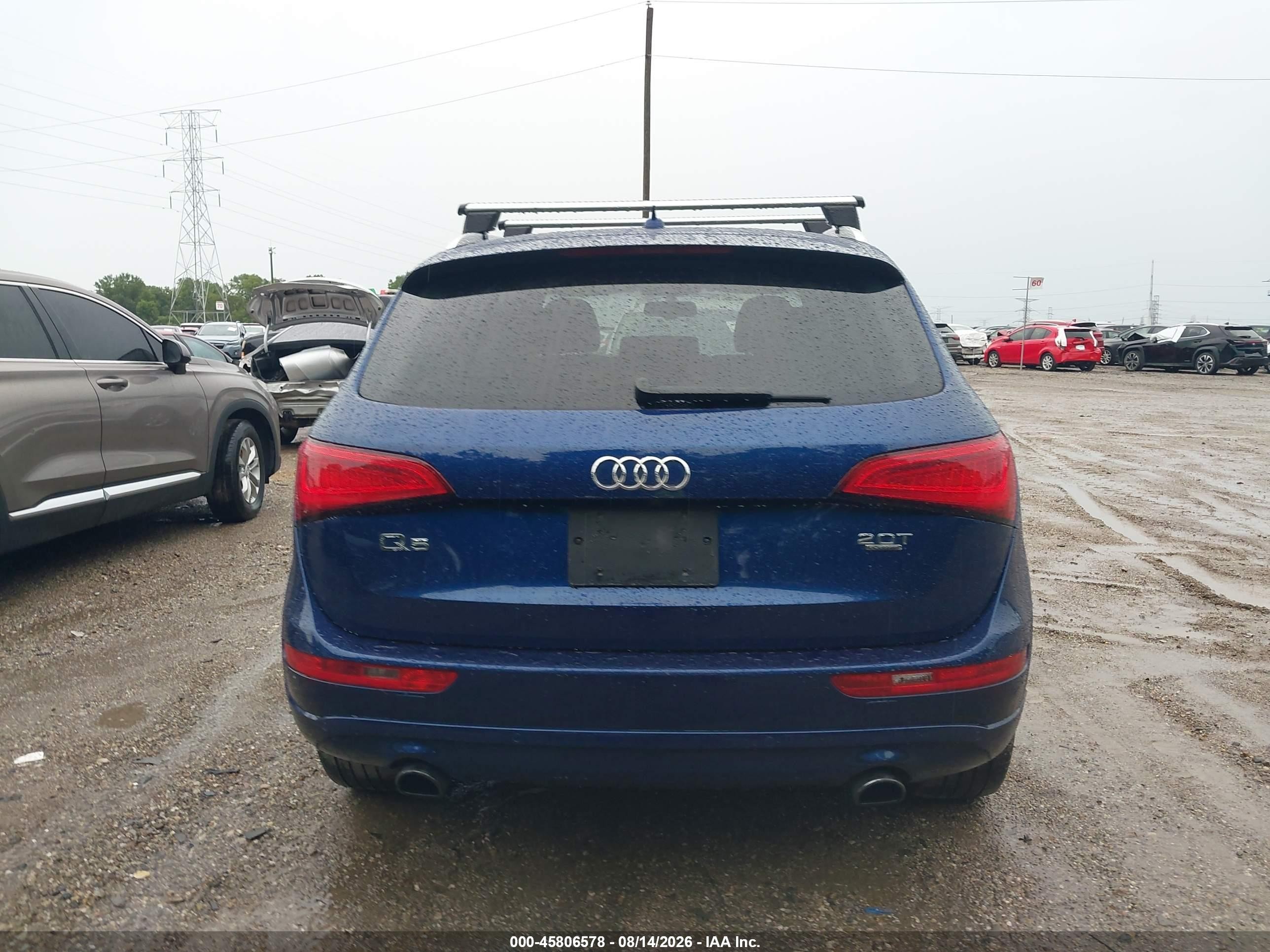 2014 Audi Q5 2.0t Premium Синий vin: WA1LFAFP1EA042436