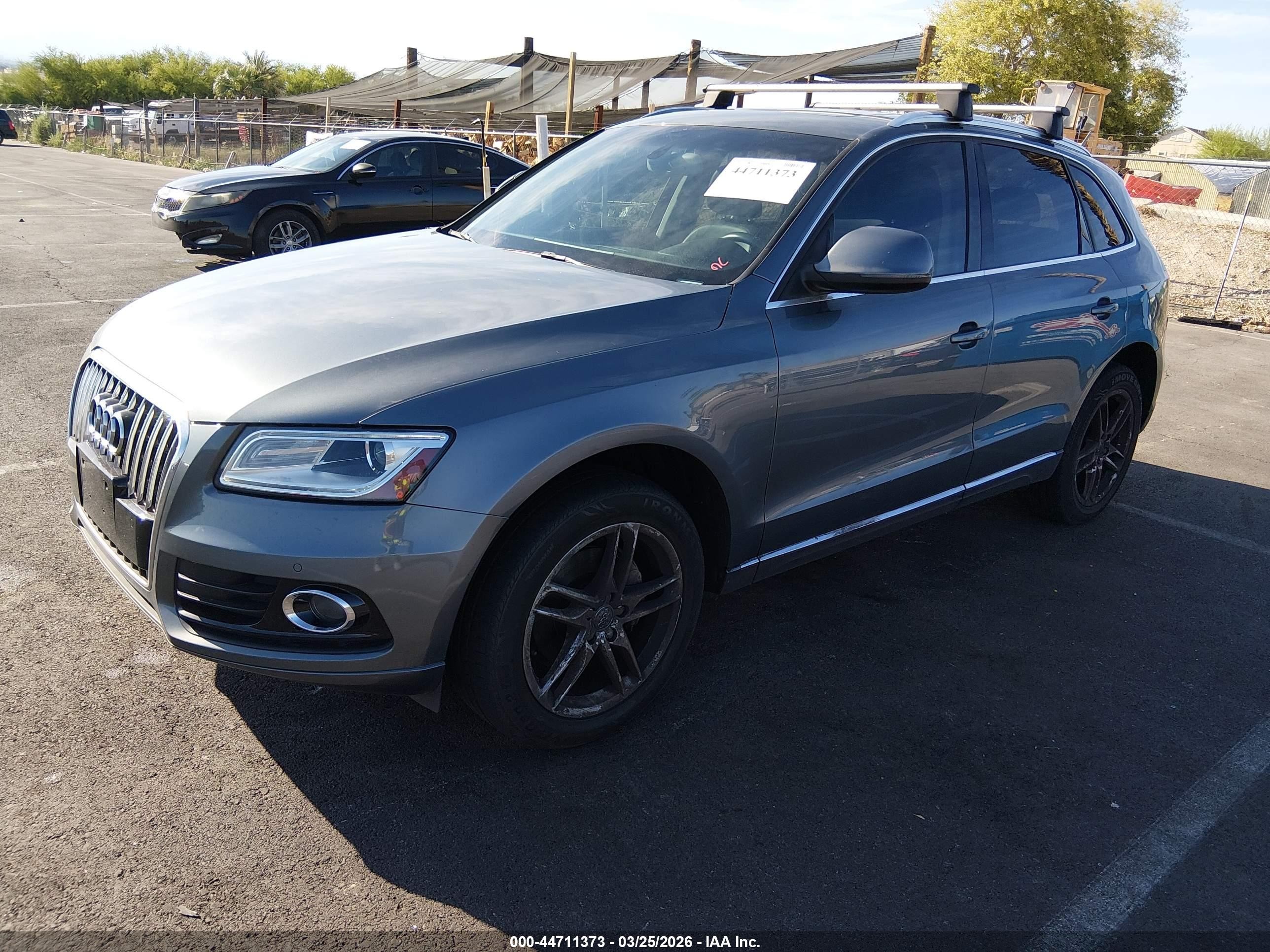 2014 Audi Q5 2.0t Premium Gray vin: WA1LFAFP1EA065862