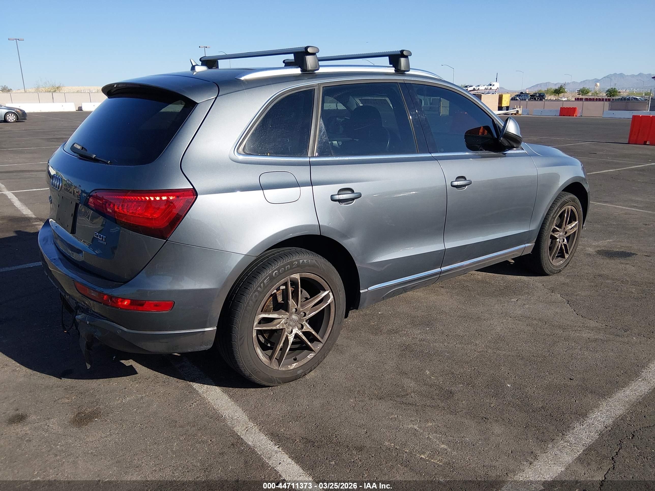 2014 Audi Q5 2.0t Premium Gray vin: WA1LFAFP1EA065862