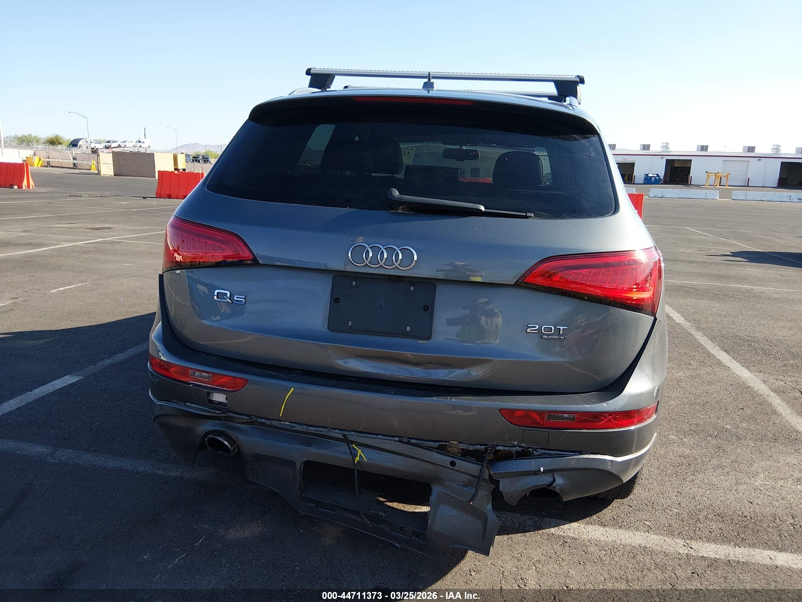 2014 Audi Q5 2.0t Premium Gray vin: WA1LFAFP1EA065862