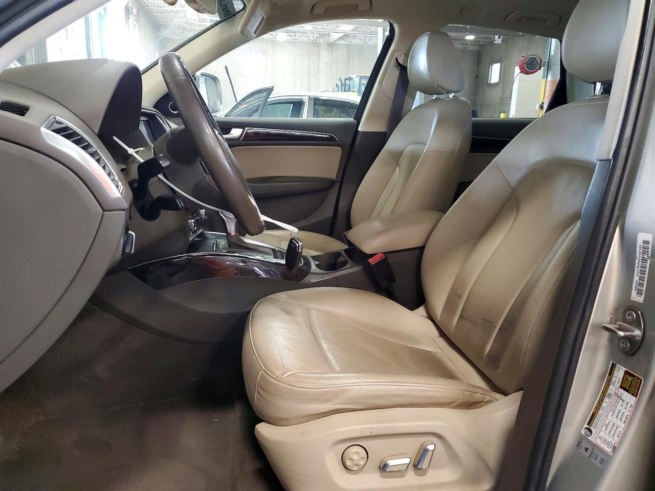 2014 Audi Q5 Premium Plus Серый vin: WA1LFAFP1EA087909
