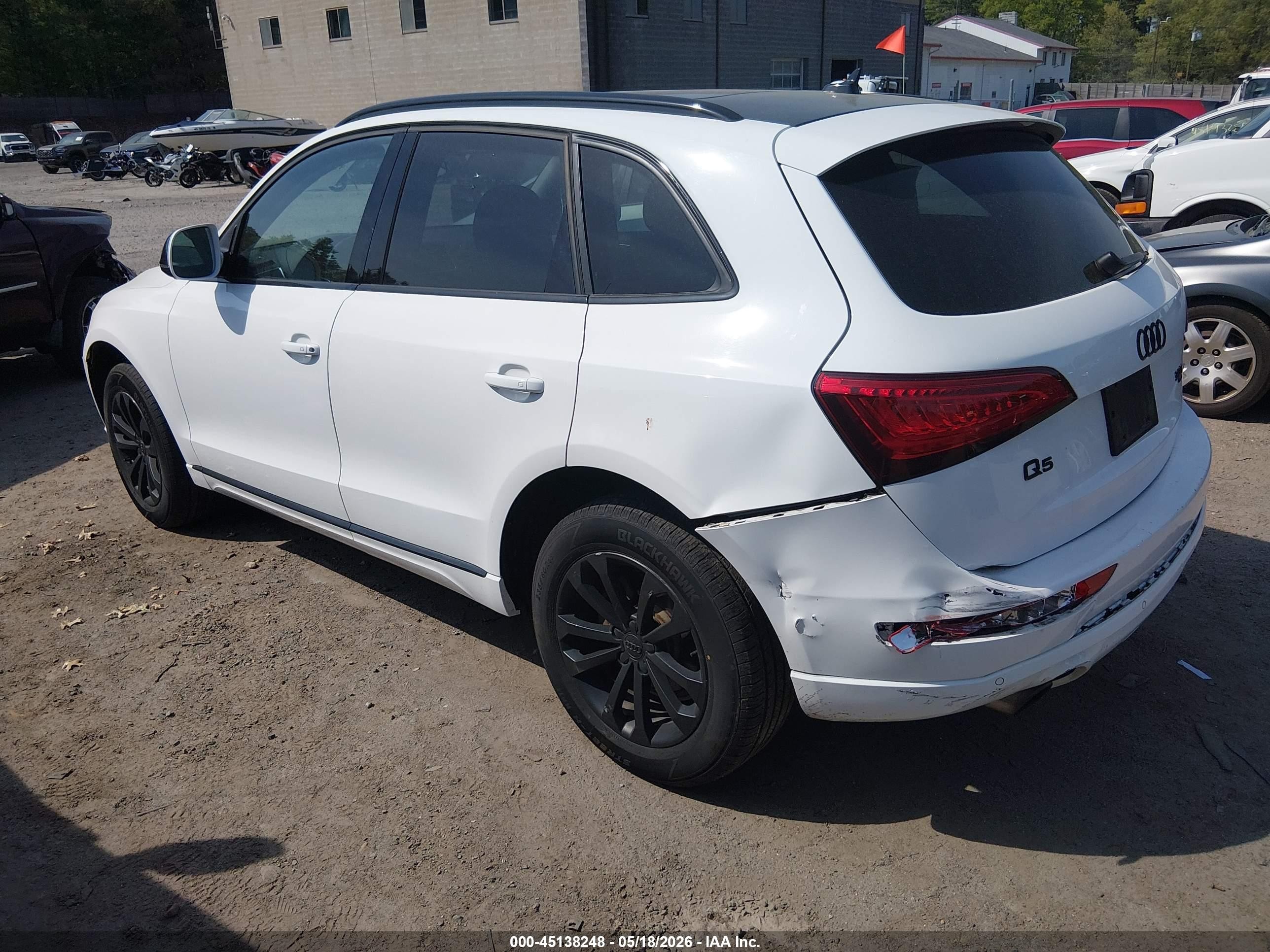 2014 Audi Q5 2.0t Premium Белый vin: WA1LFAFP1EA114414