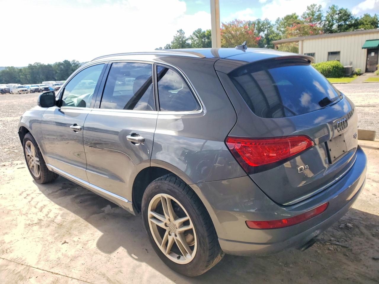 2015 Audi Q5 Premium Plus Gray vin: WA1LFAFP1FA042082