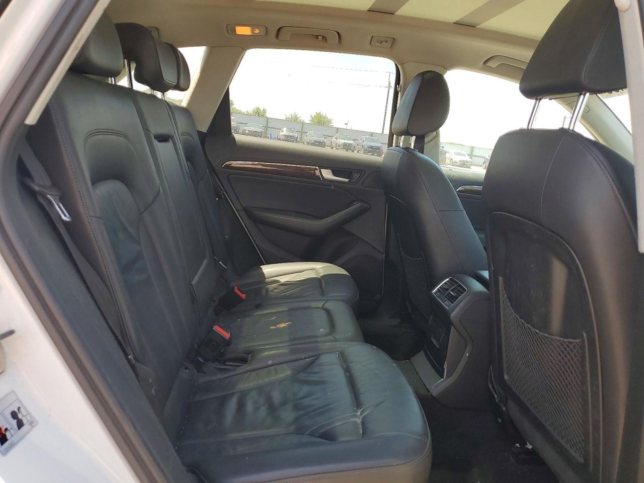 2015 Audi Q5 Premium Plus White vin: WA1LFAFP1FA092447