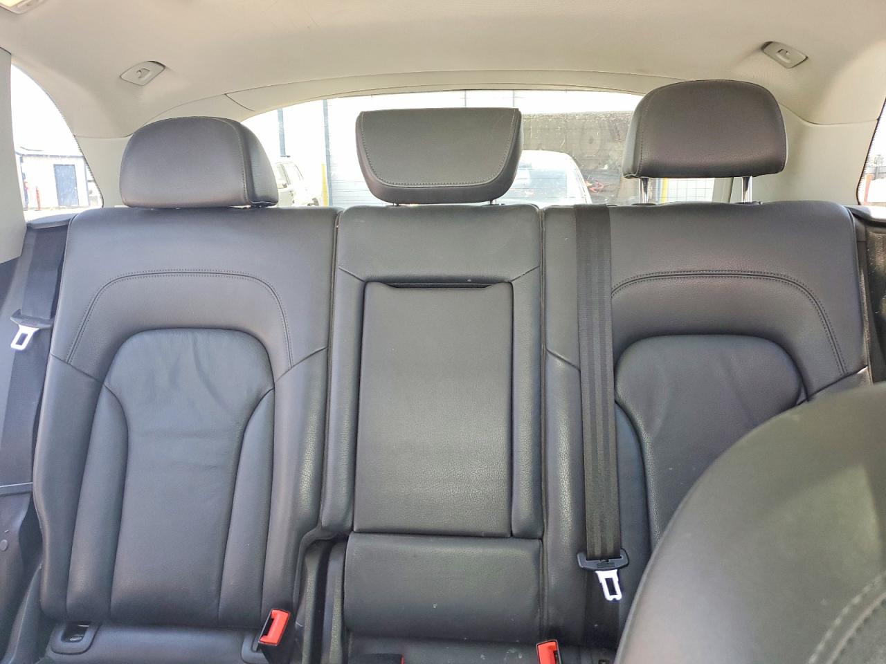 2015 Audi Q5 Premium Plus White vin: WA1LFAFP1FA092447