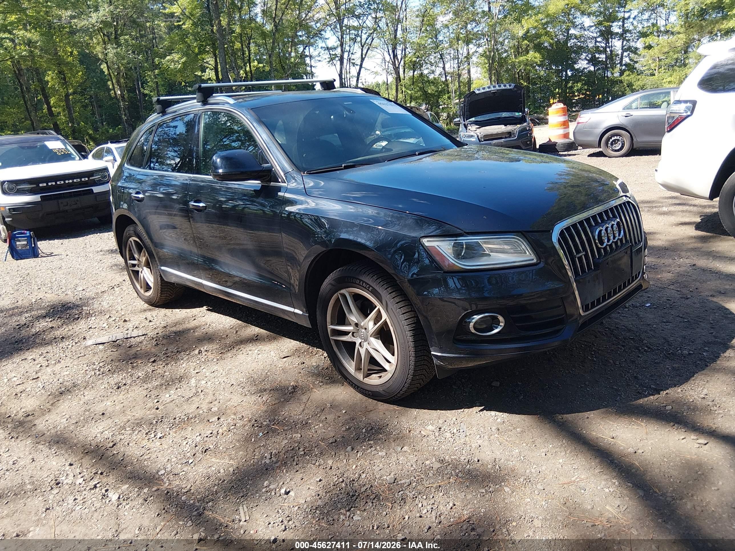 2015 Audi Q5 2.0t Premium Dark Blue vin: WA1LFAFP1FA107951