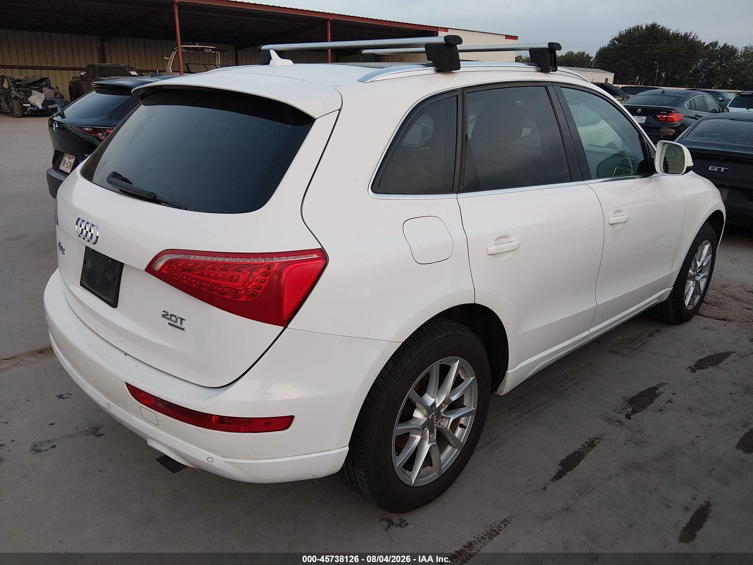 2011 Audi Q5 2.0t Premium White vin: WA1LFAFP2BA016374