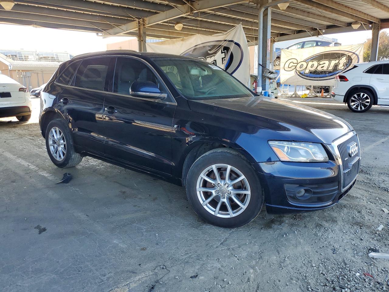 2011 Audi Q5 Premium Plus Black vin: WA1LFAFP2BA017962