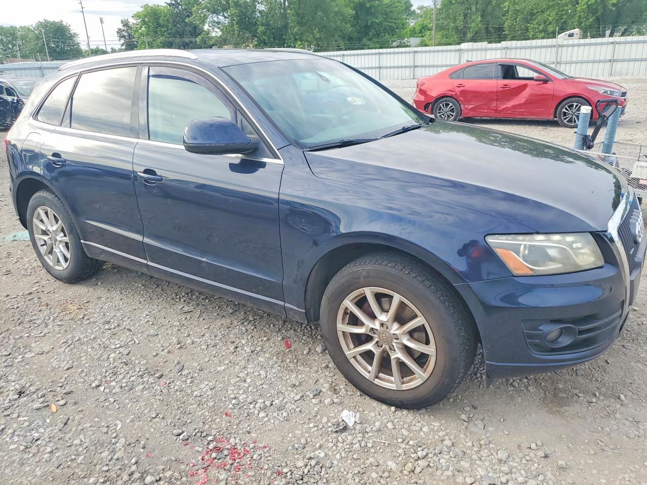 2011 Audi Q5 Premium Plus Blue vin: WA1LFAFP2BA074999