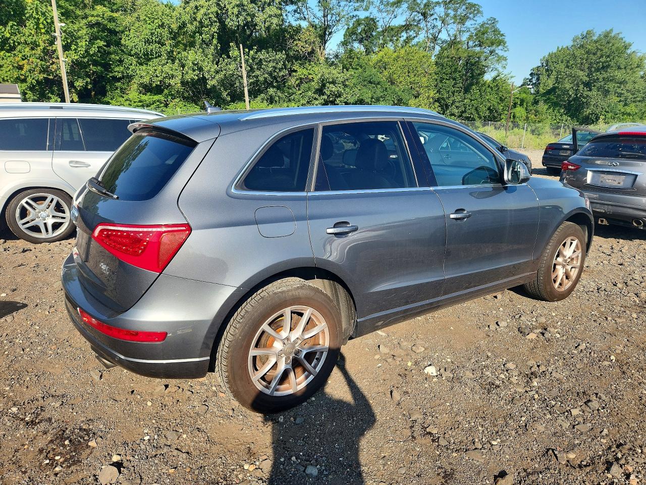 2012 Audi Q5 Premium Plus Charcoal vin: WA1LFAFP2CA123068