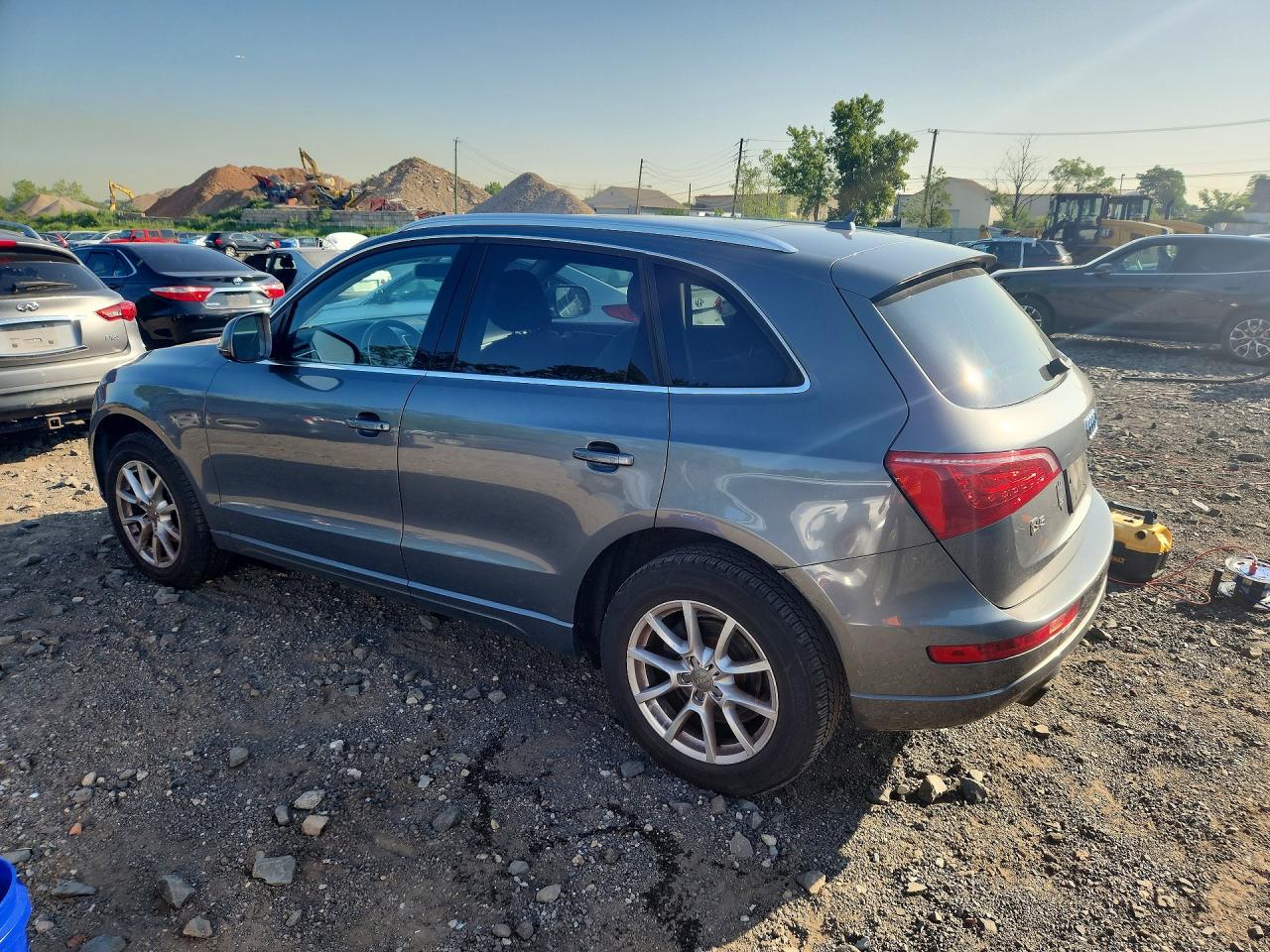 2012 Audi Q5 Premium Plus Charcoal vin: WA1LFAFP2CA123068
