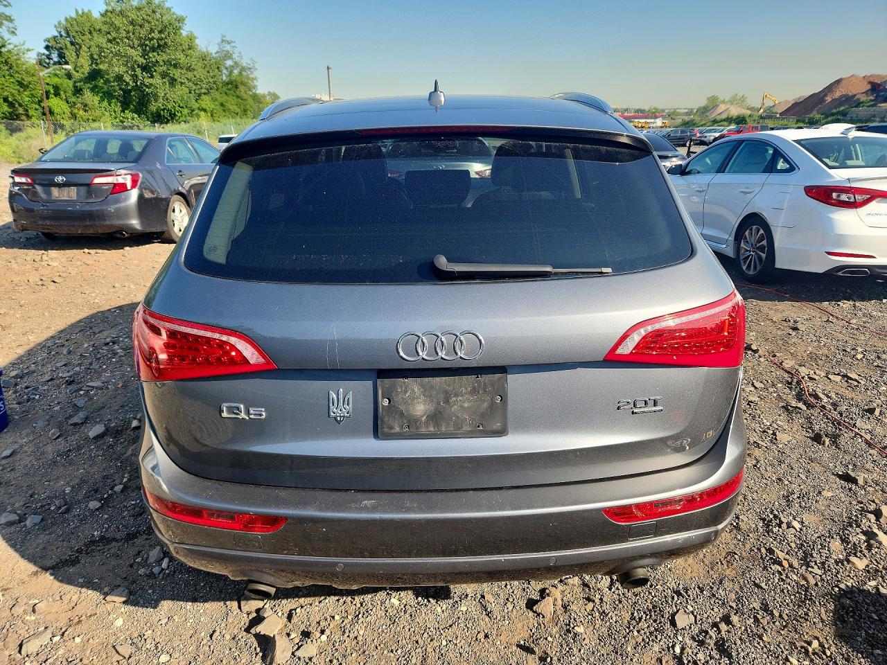 2012 Audi Q5 Premium Plus Charcoal vin: WA1LFAFP2CA123068