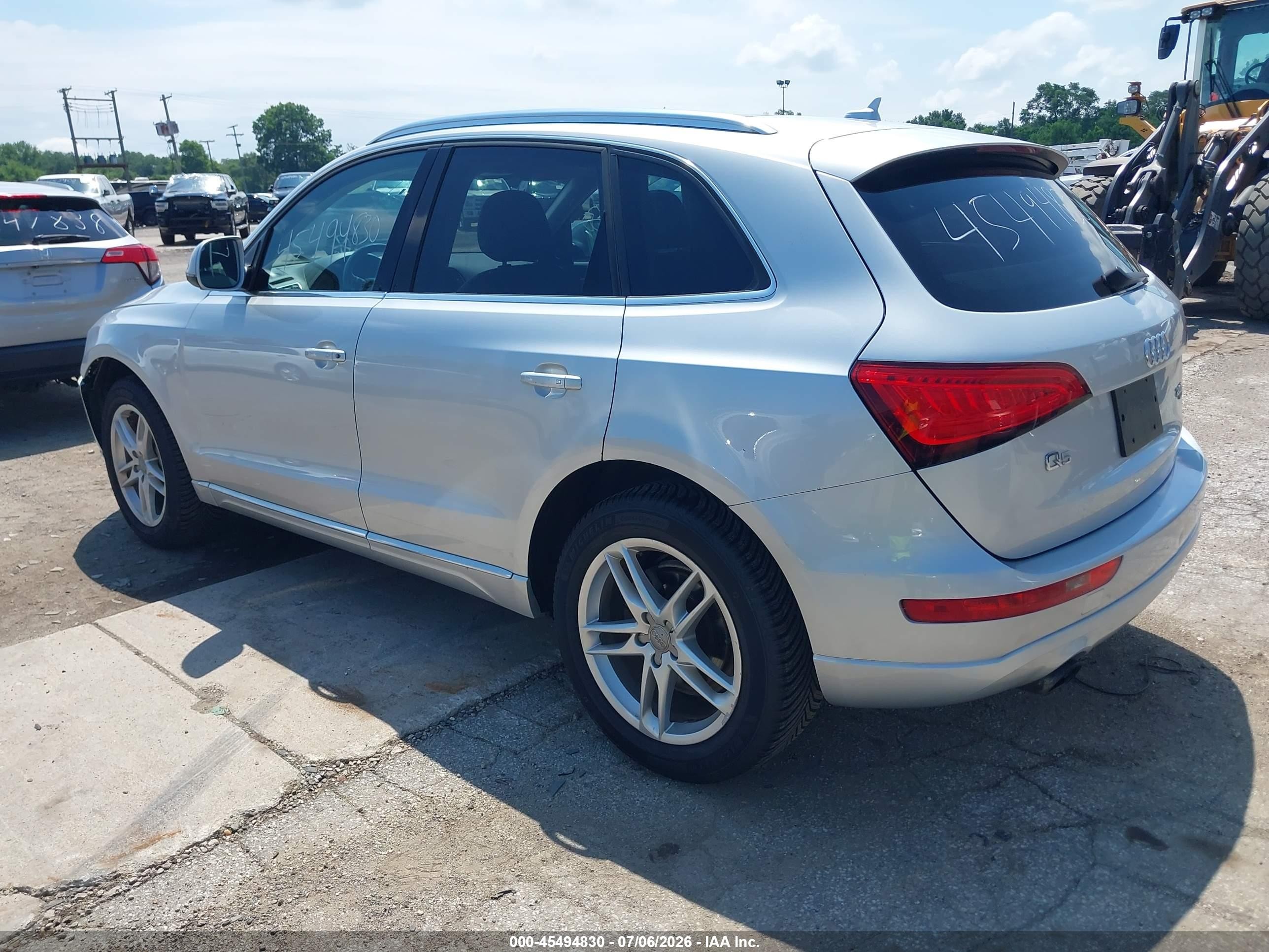 2013 Audi Q5 2.0t Premium Silver vin: WA1LFAFP2DA046445