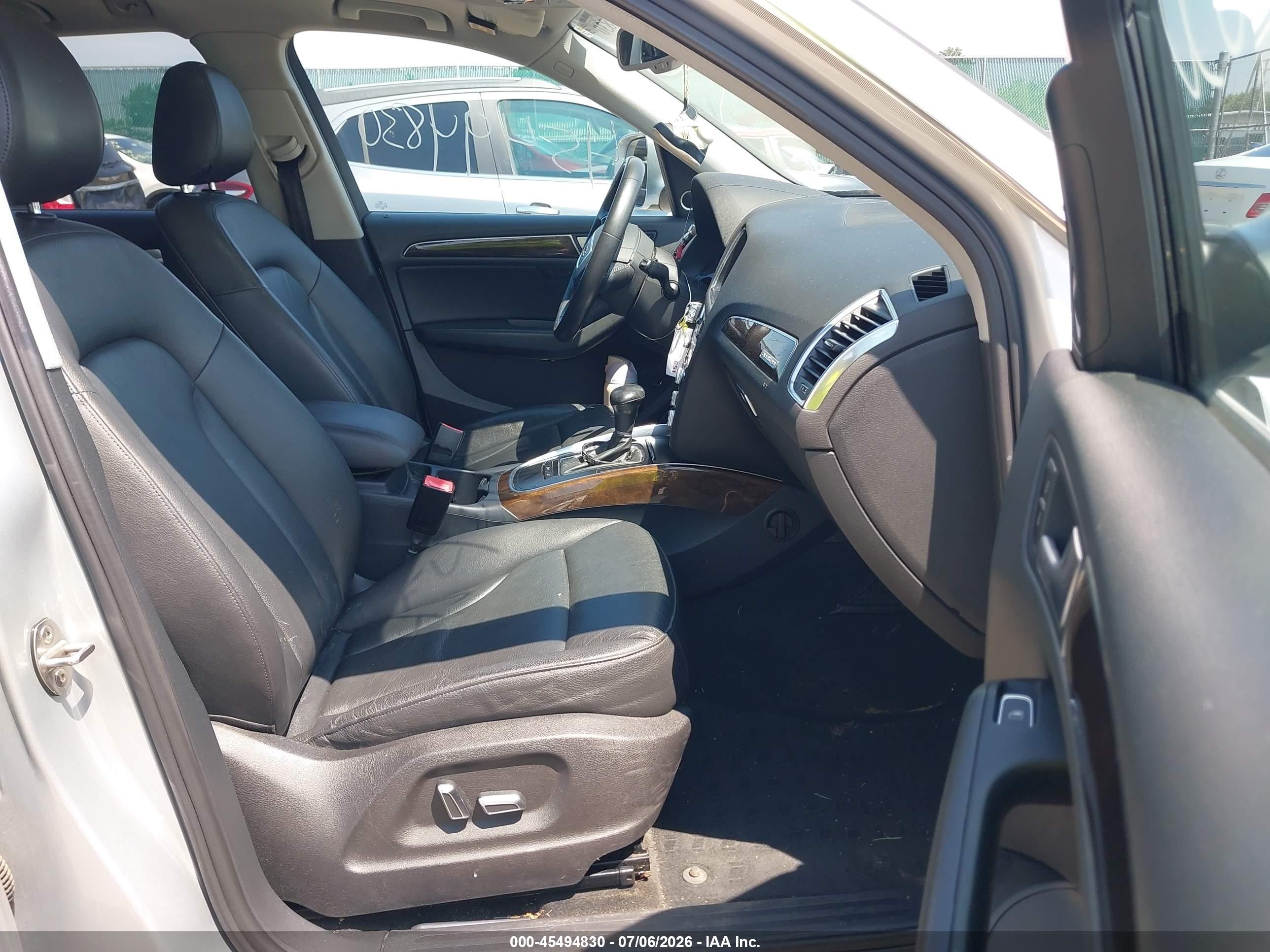 2013 Audi Q5 2.0t Premium Silver vin: WA1LFAFP2DA046445