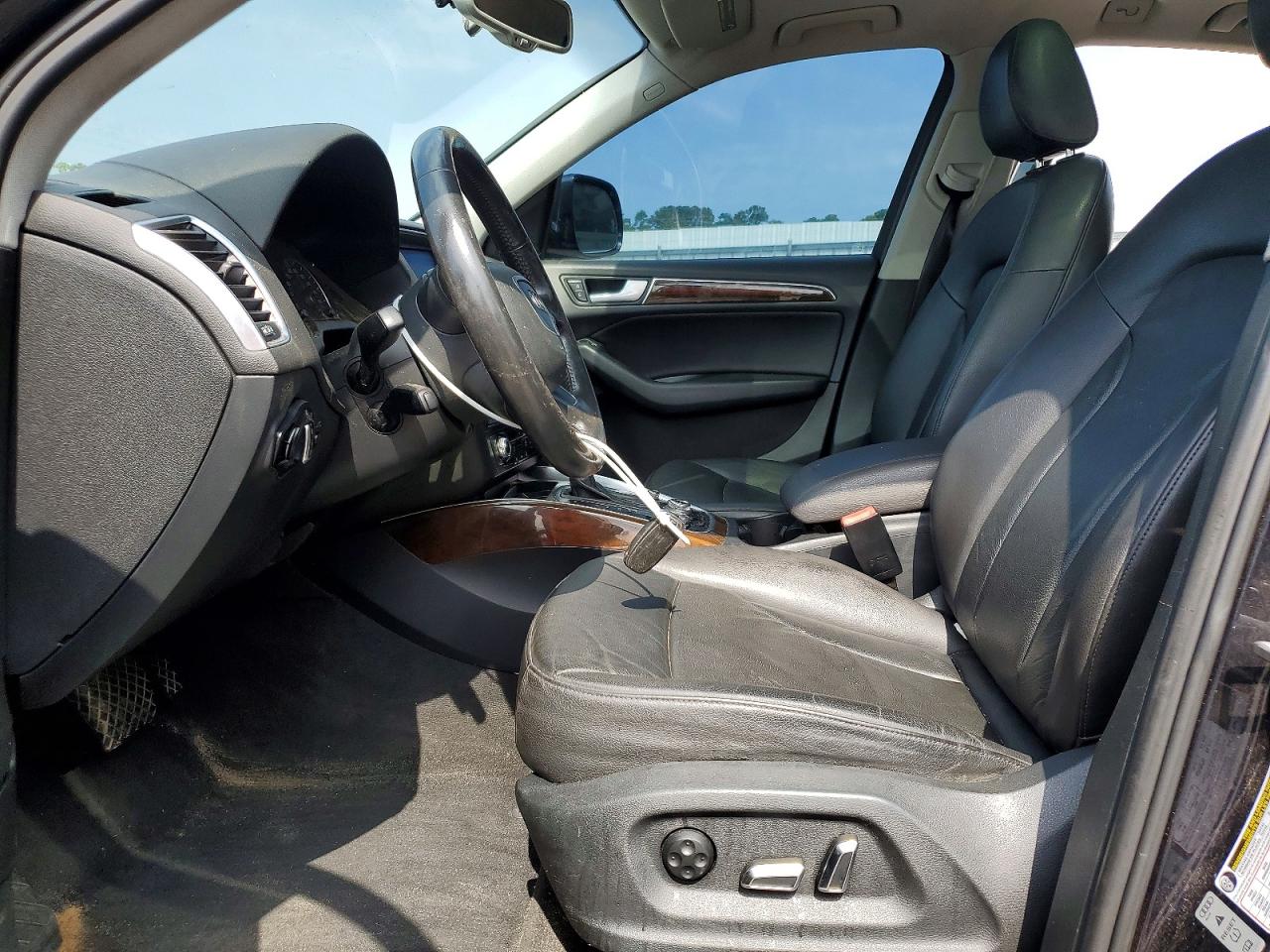 2013 Audi Q5 Premium Plus Blue vin: WA1LFAFP2DA077016