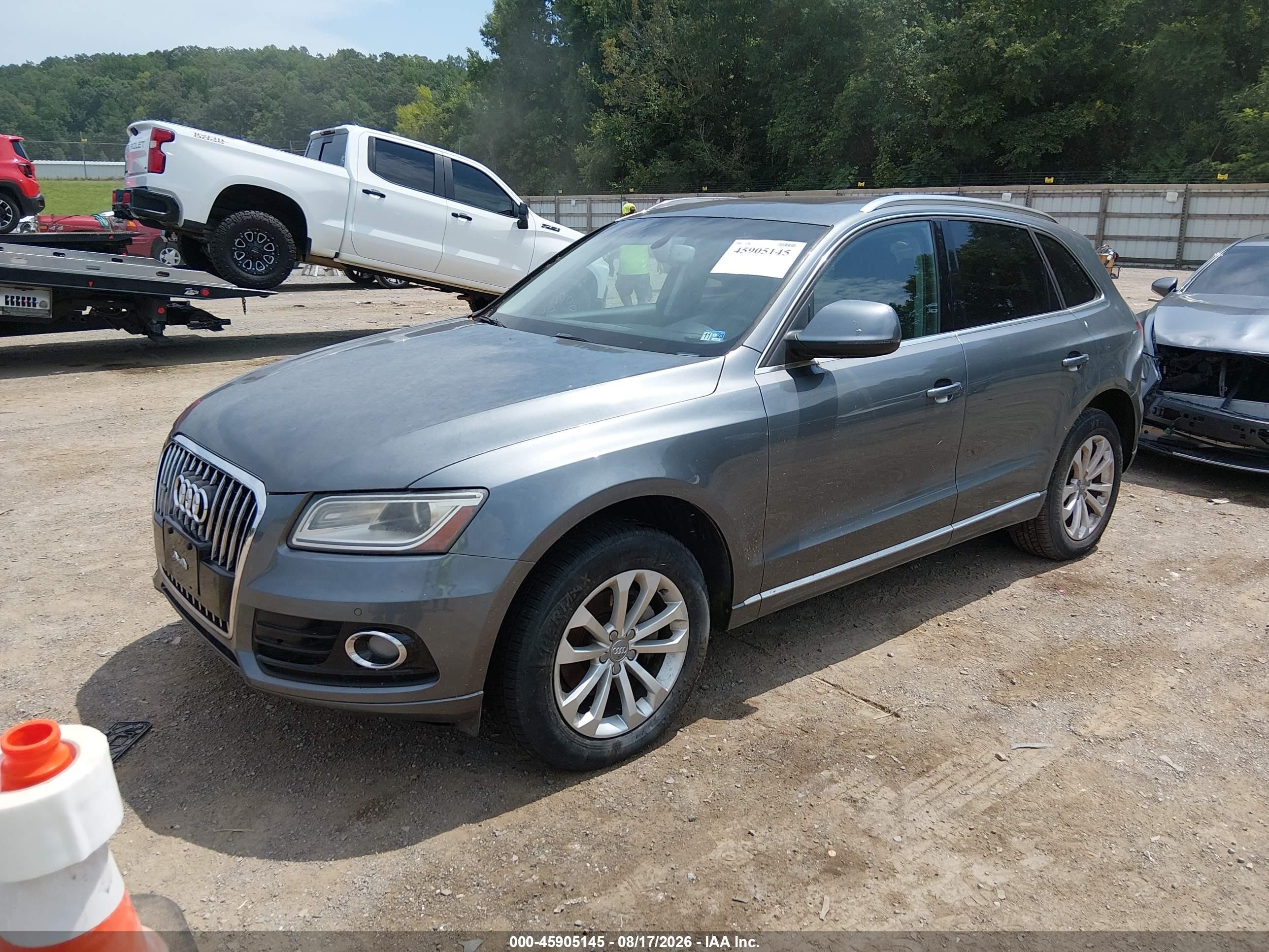2013 Audi Q5 2.0t Premium Gray vin: WA1LFAFP2DA101041