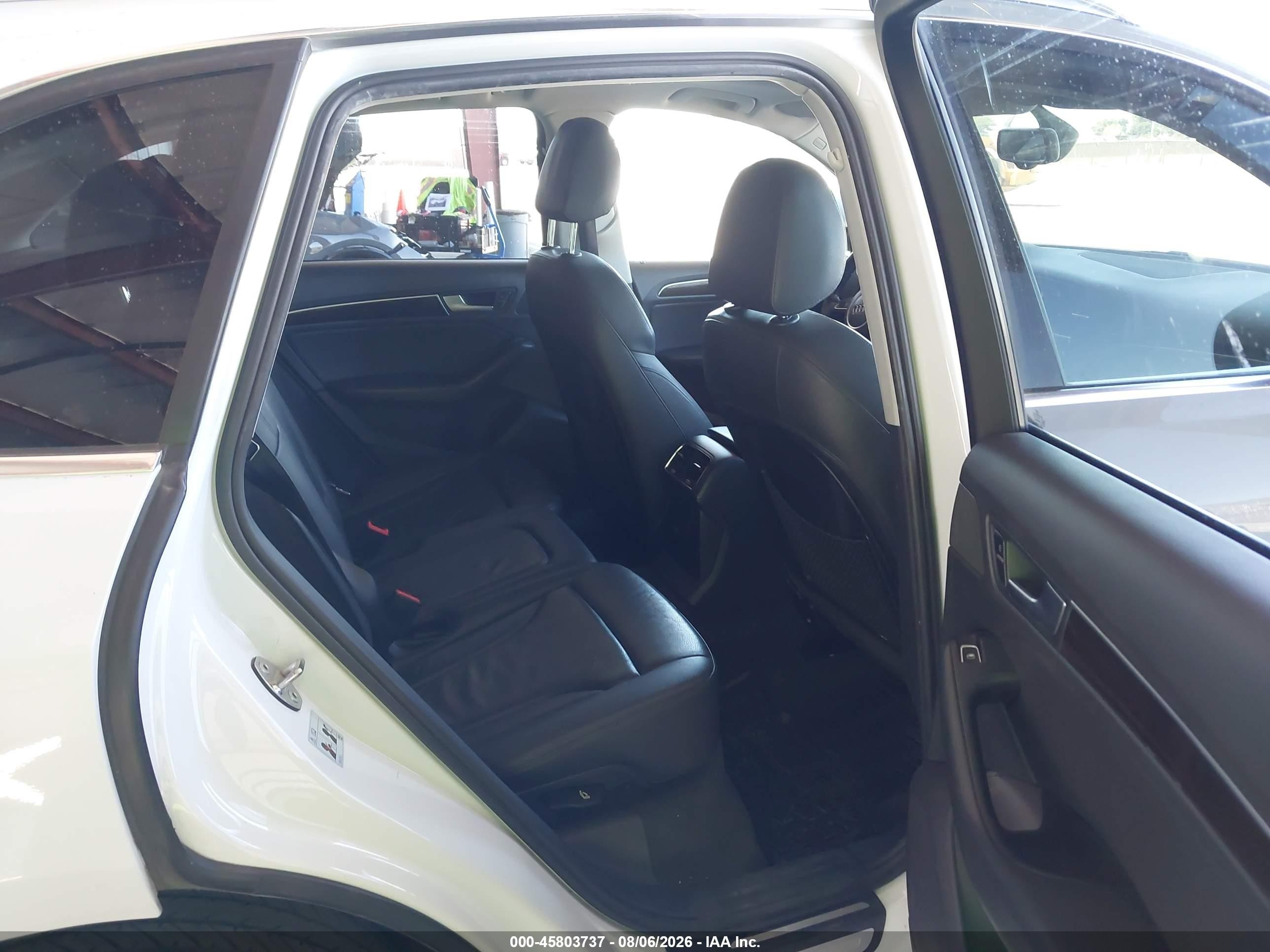 2014 Audi Q5 2.0t Premium White vin: WA1LFAFP2EA041196