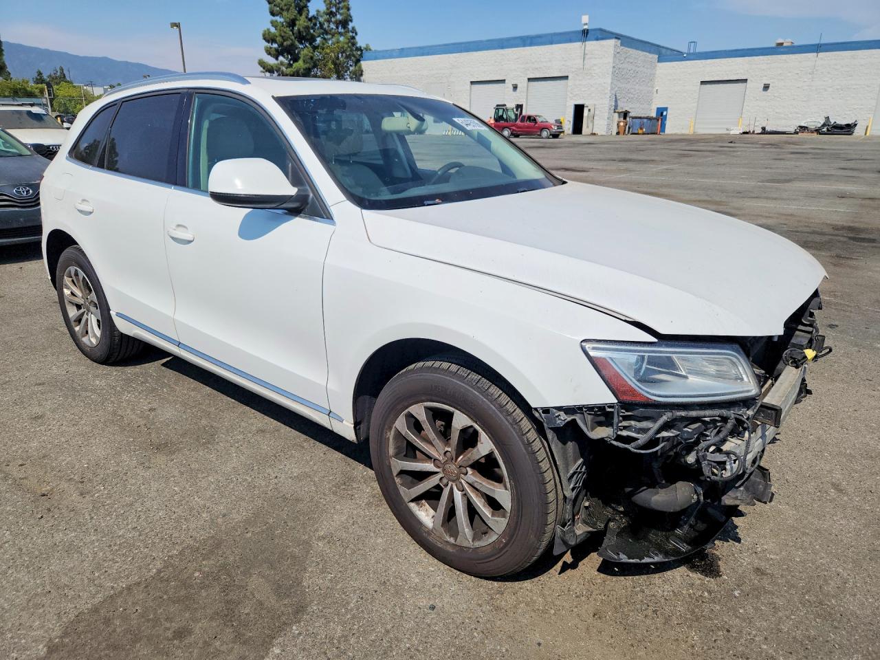 2014 Audi Q5 Premium Plus White vin: WA1LFAFP2EA054515
