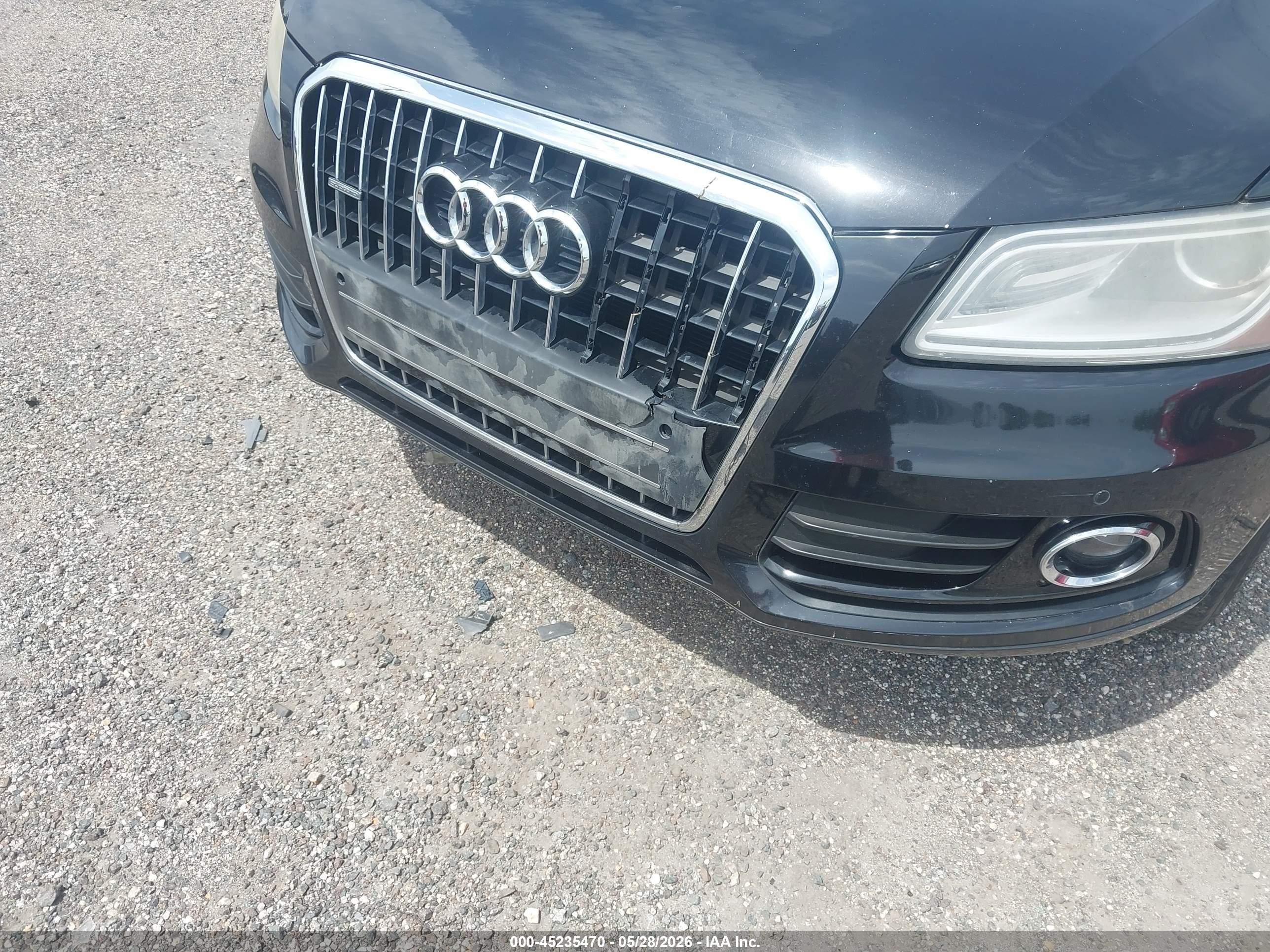 2014 Audi Q5 2.0t Premium Black vin: WA1LFAFP2EA065059