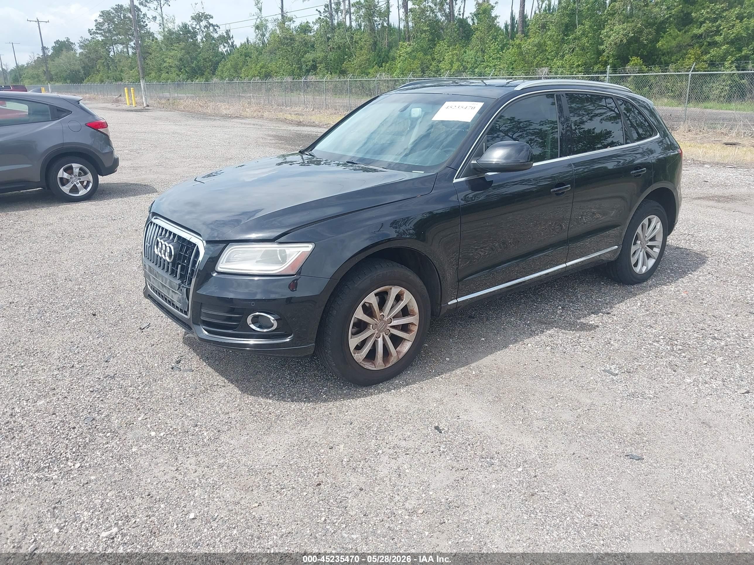 2014 Audi Q5 2.0t Premium Black vin: WA1LFAFP2EA065059