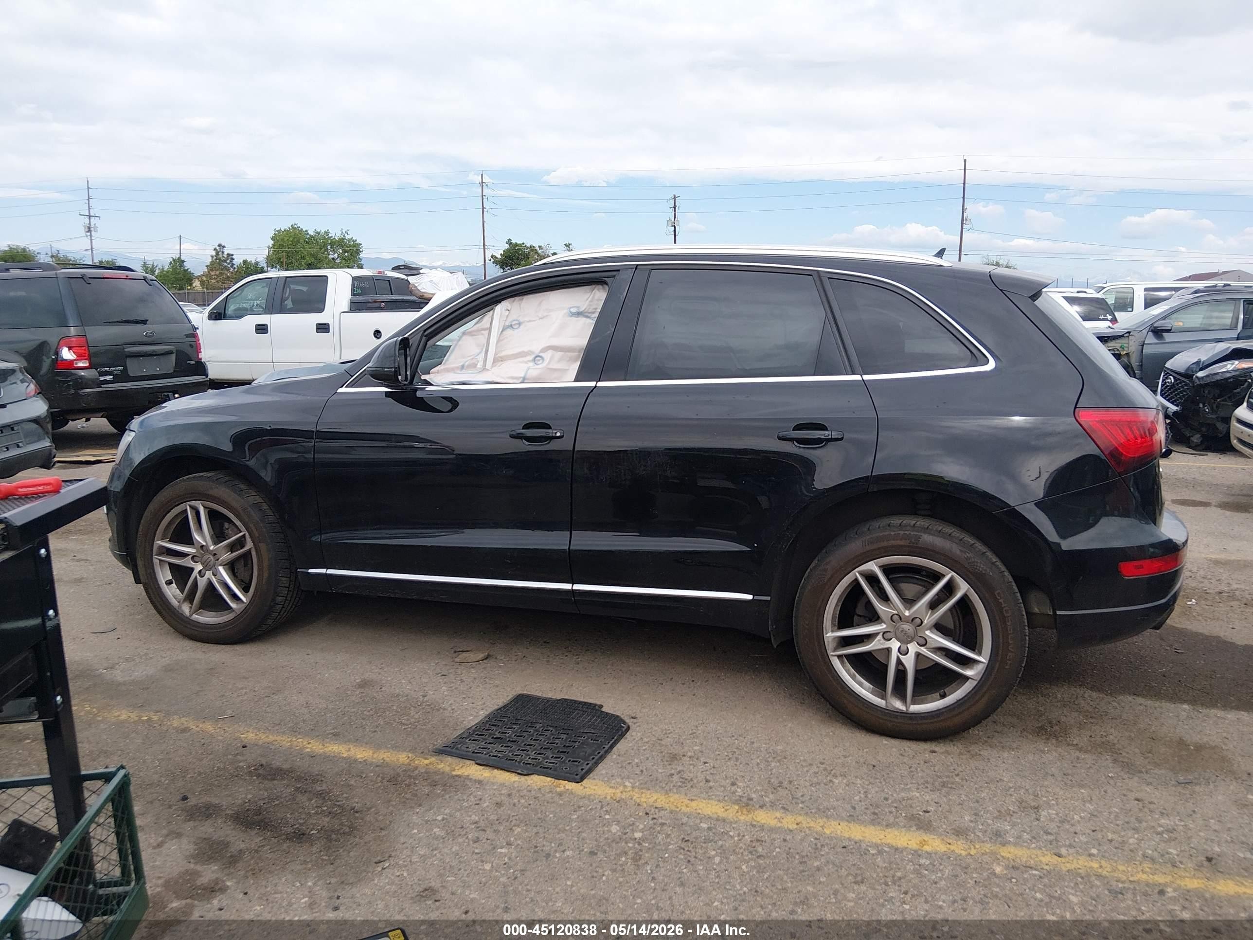 2014 Audi Q5 2.0t Premium Black vin: WA1LFAFP2EA092665