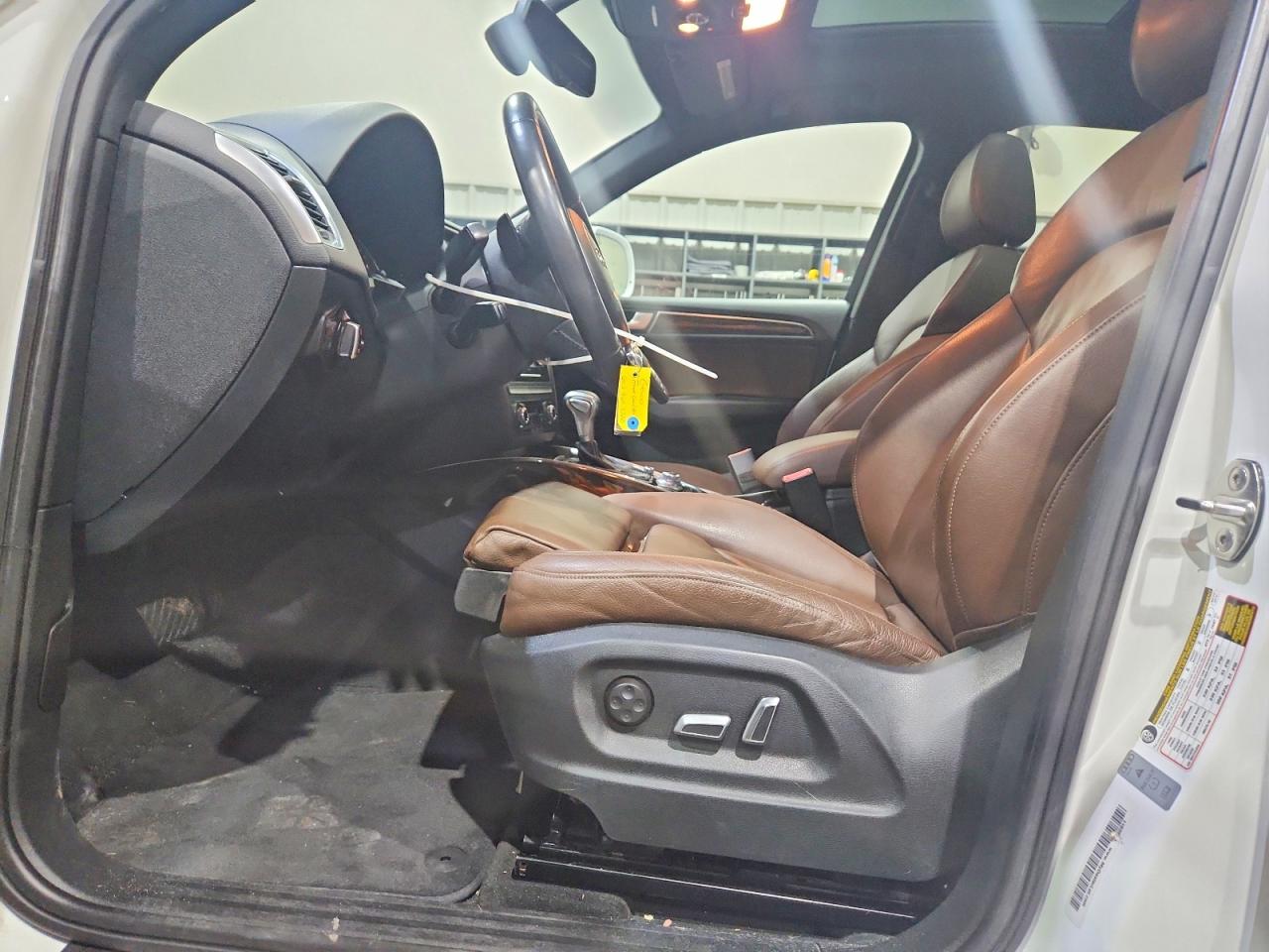 2014 Audi Q5 Premium Plus White vin: WA1LFAFP2EA093797