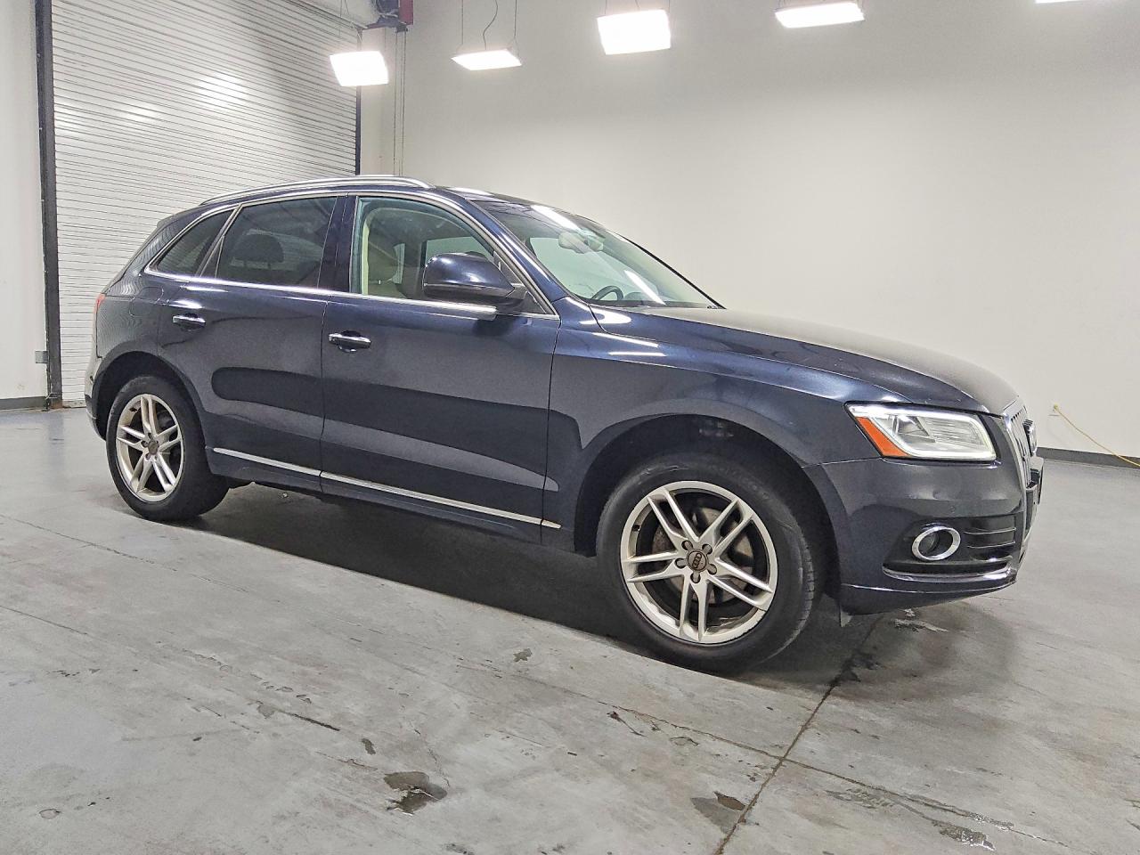 2015 Audi Q5 Premium Plus Blue vin: WA1LFAFP2FA013044