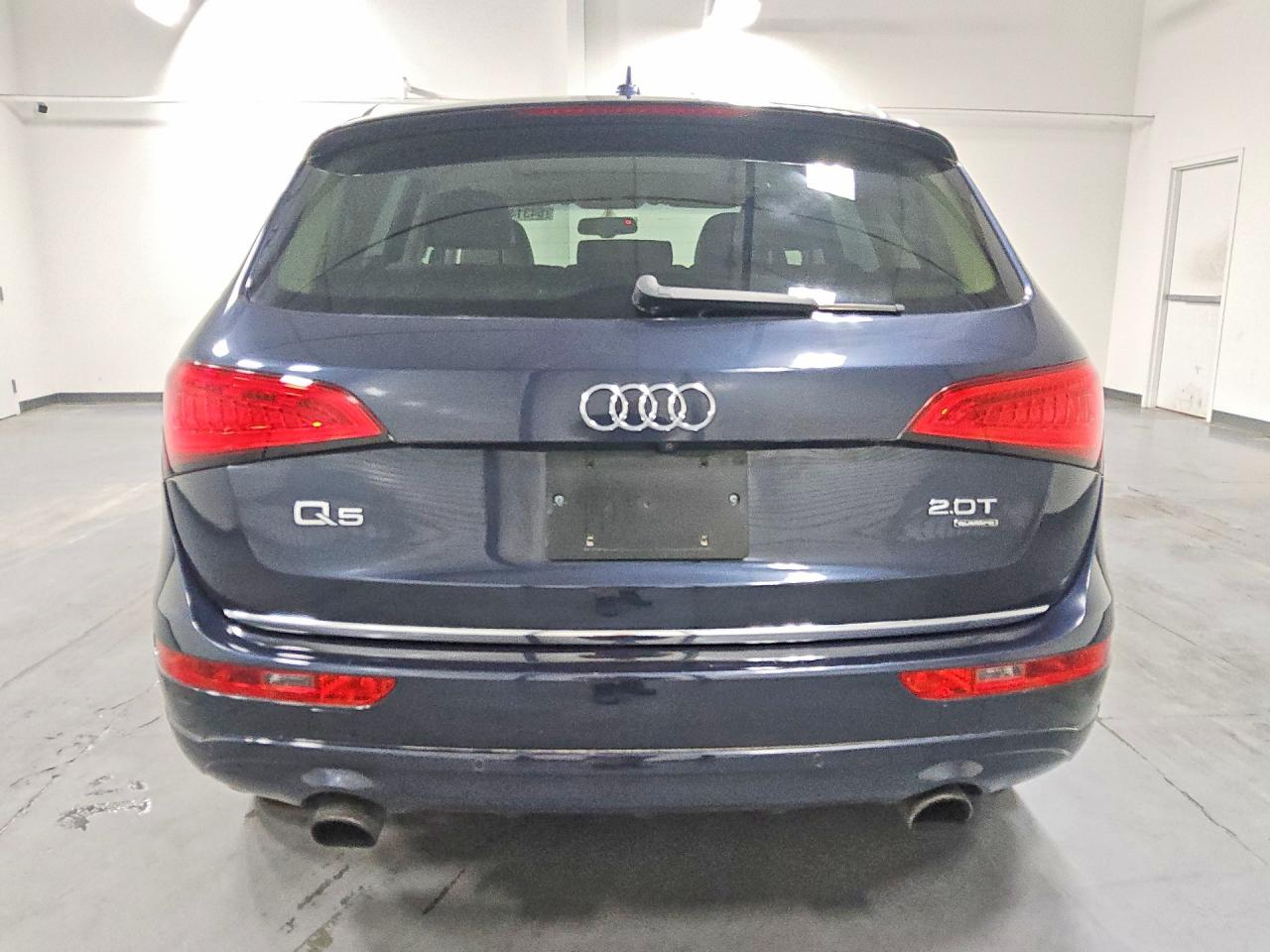 2015 Audi Q5 Premium Plus Blue vin: WA1LFAFP2FA013044