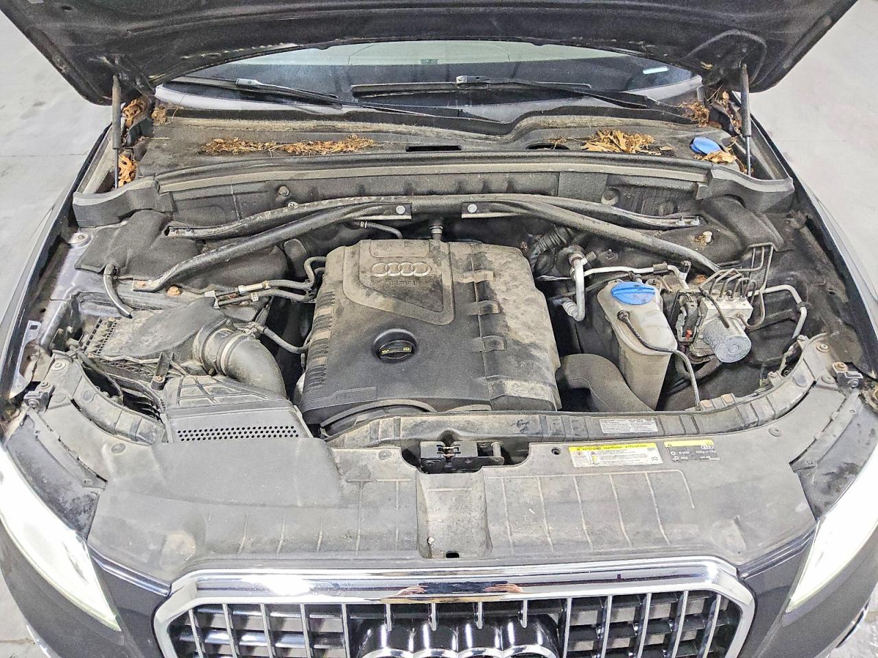 2015 Audi Q5 Premium Plus Blue vin: WA1LFAFP2FA013044