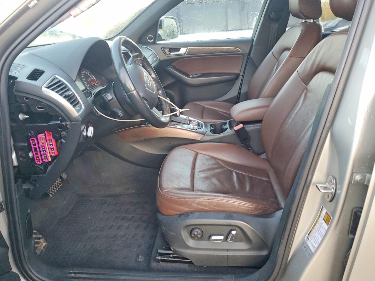 2015 Audi Q5 Premium Plus Beige vin: WA1LFAFP2FA027820