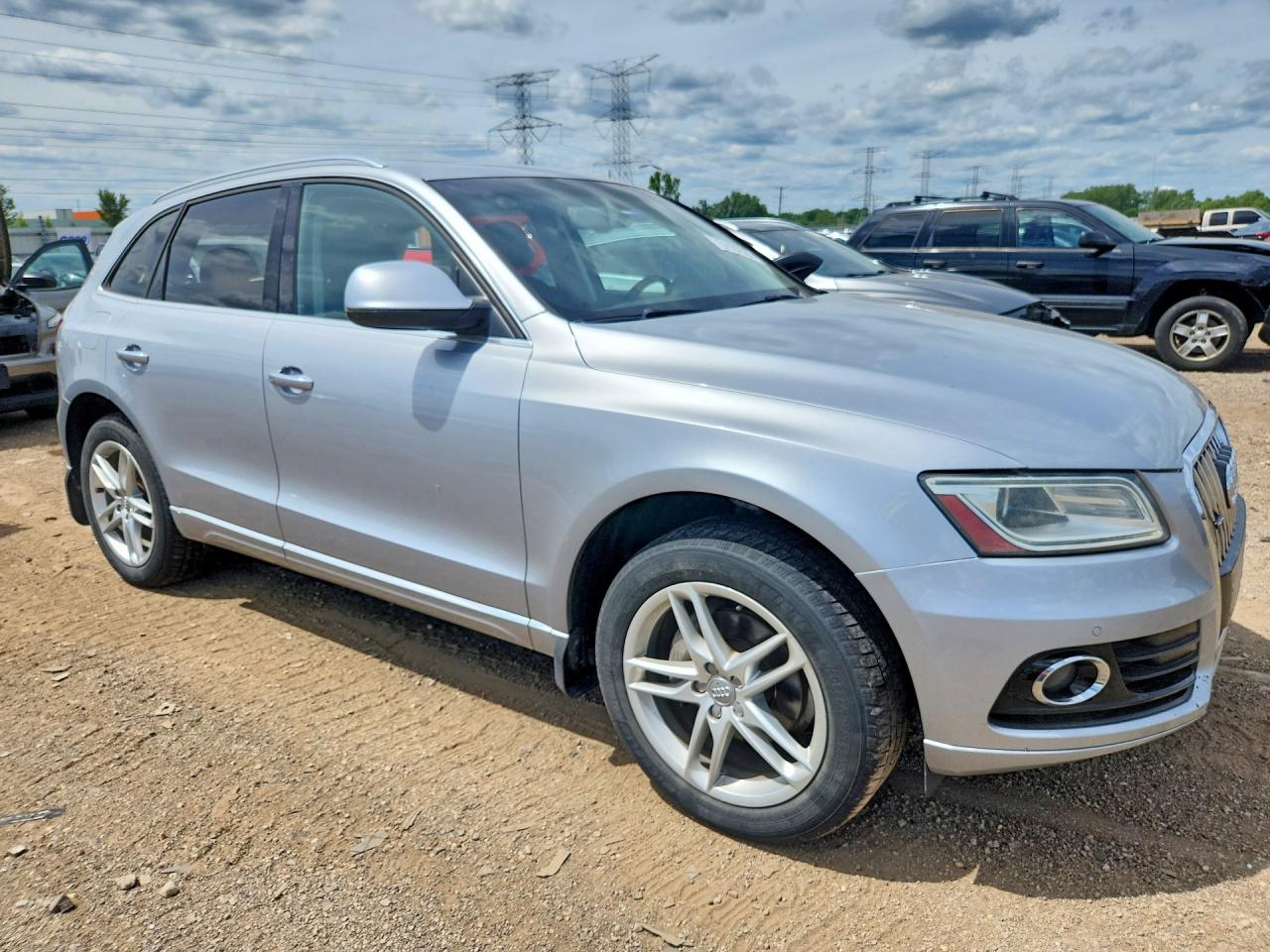 2015 Audi Q5 Premium Plus Серебряный vin: WA1LFAFP2FA058565