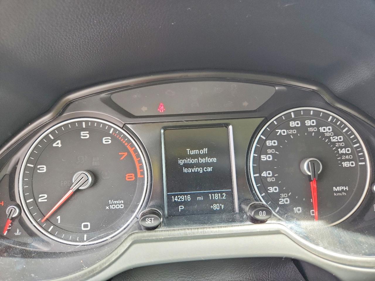 2015 Audi Q5 Premium Plus Серебряный vin: WA1LFAFP2FA058565