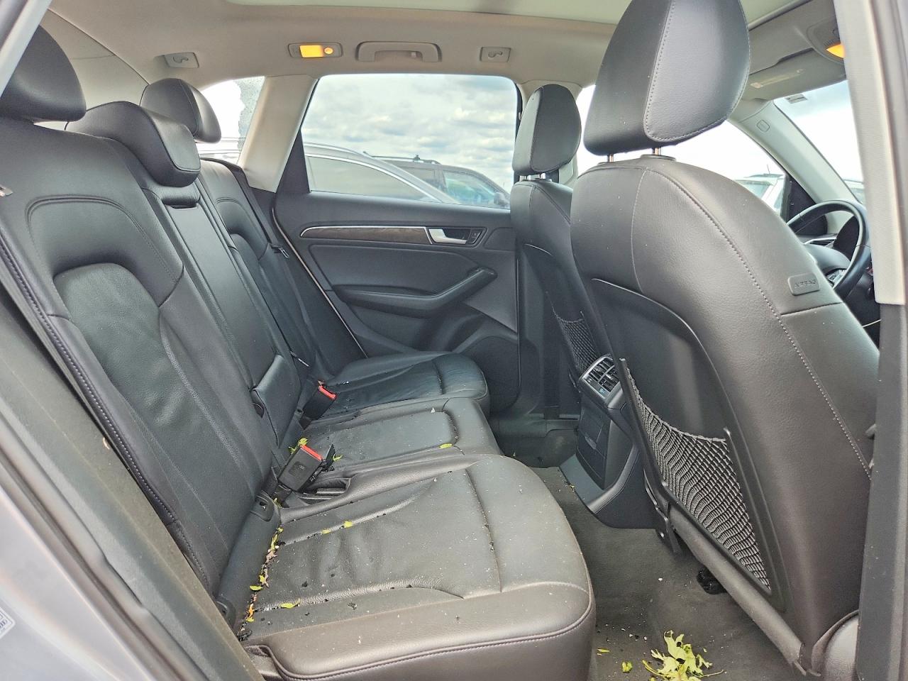 2015 Audi Q5 Premium Plus Серебряный vin: WA1LFAFP2FA058565