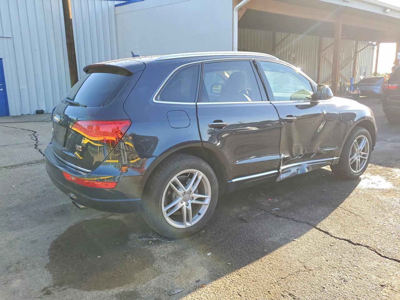 2015 Audi Q5 Premium Plus Blue vin: WA1LFAFP2FA072157