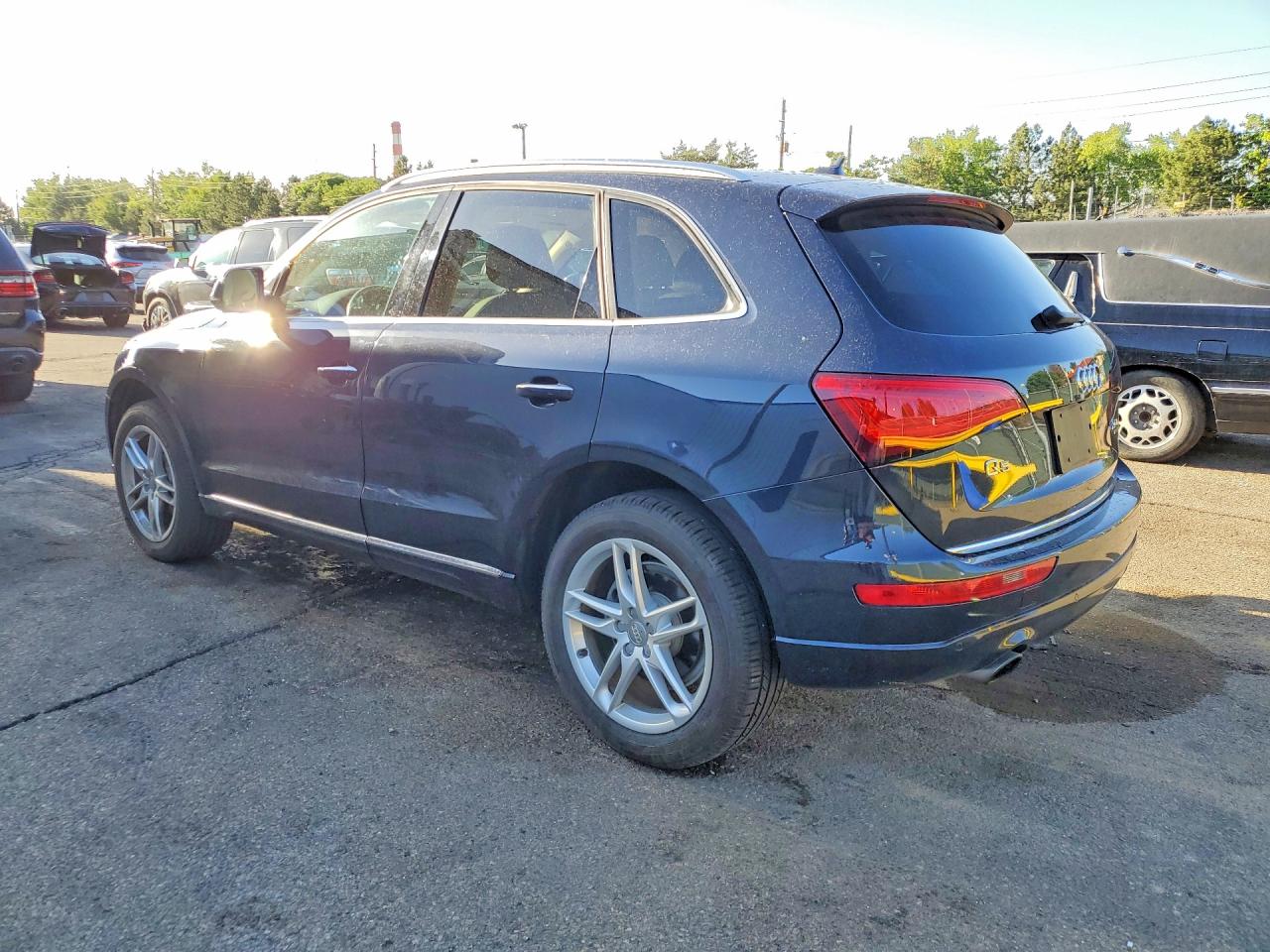 2015 Audi Q5 Premium Plus Blue vin: WA1LFAFP2FA072157