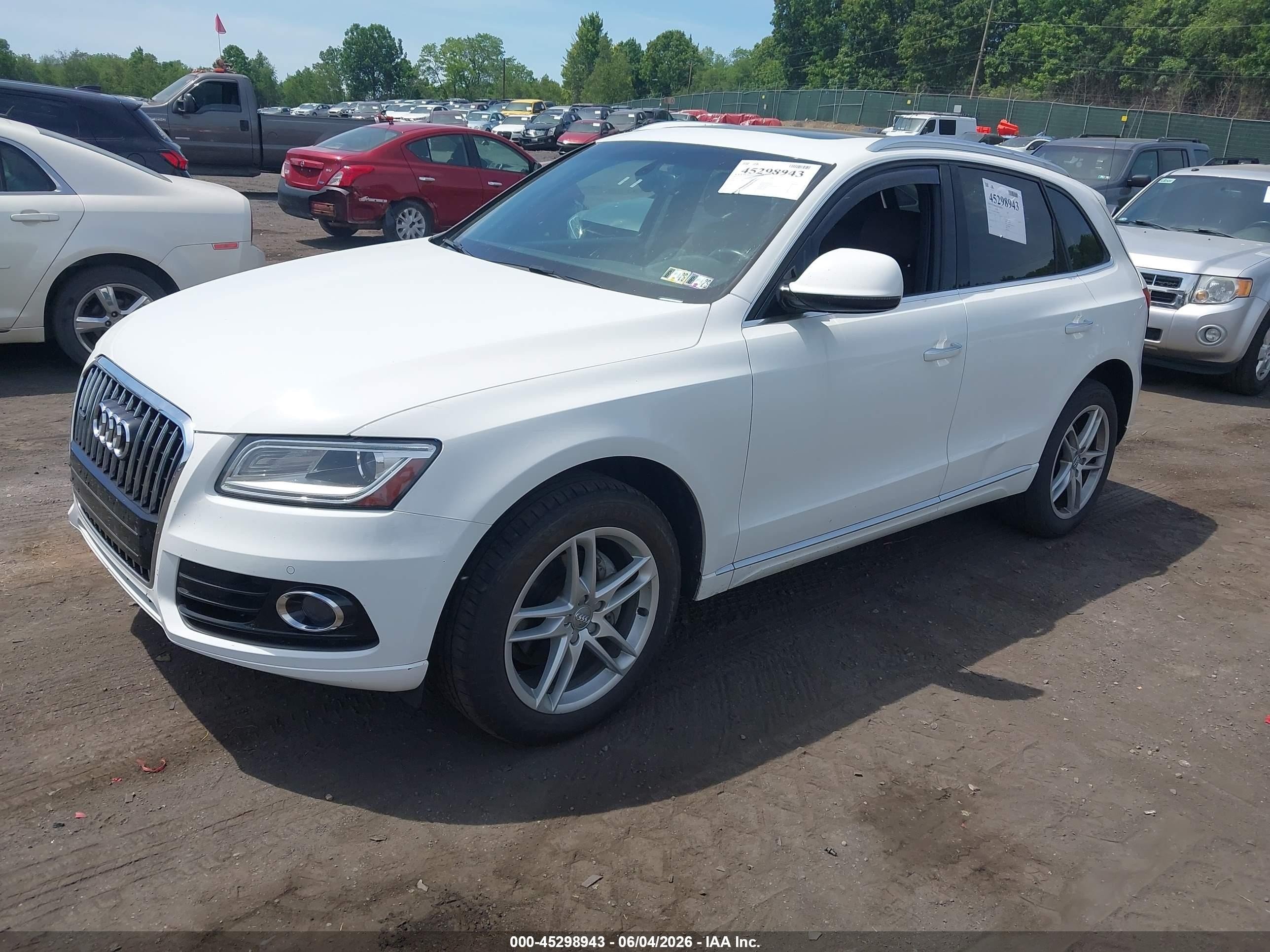 2015 Audi Q5 2.0t Premium White vin: WA1LFAFP2FA088942