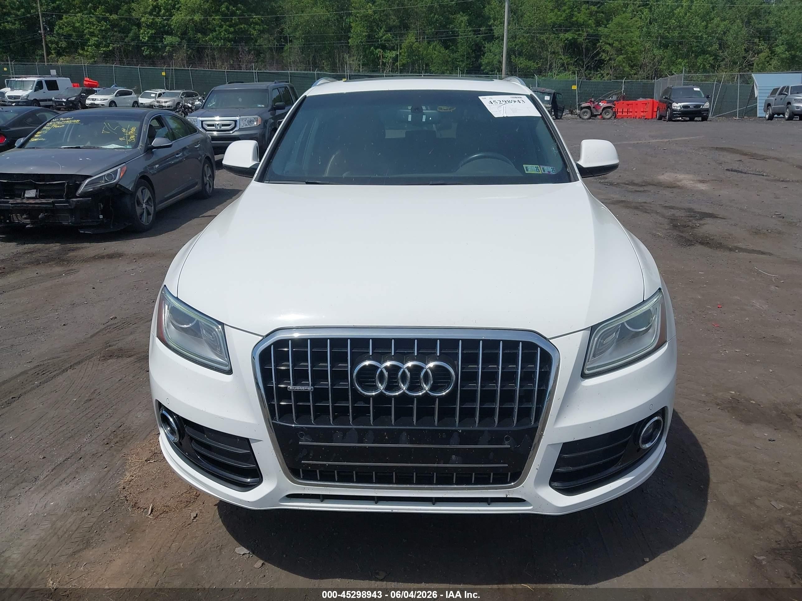 2015 Audi Q5 2.0t Premium White vin: WA1LFAFP2FA088942