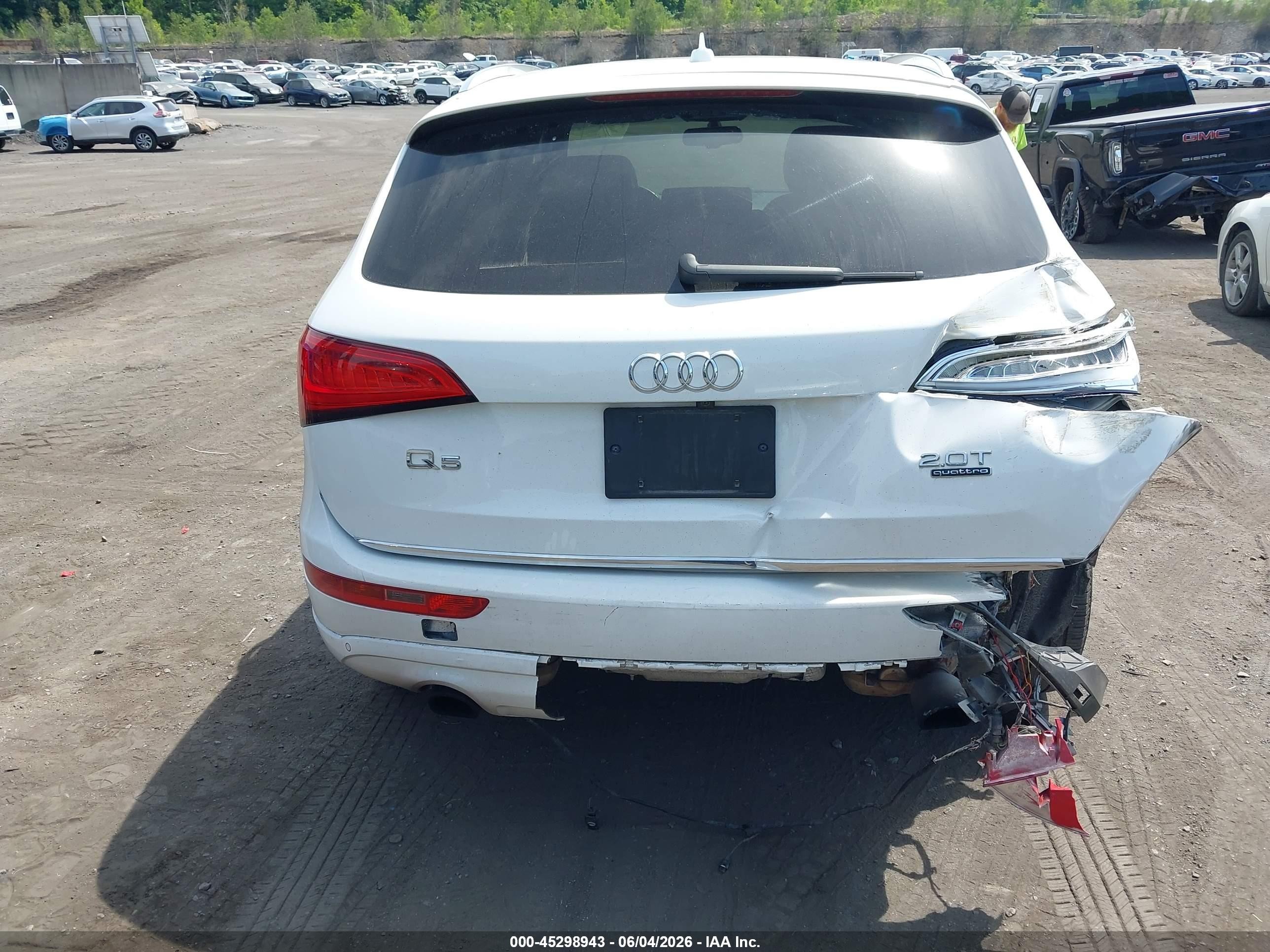 2015 Audi Q5 2.0t Premium White vin: WA1LFAFP2FA088942