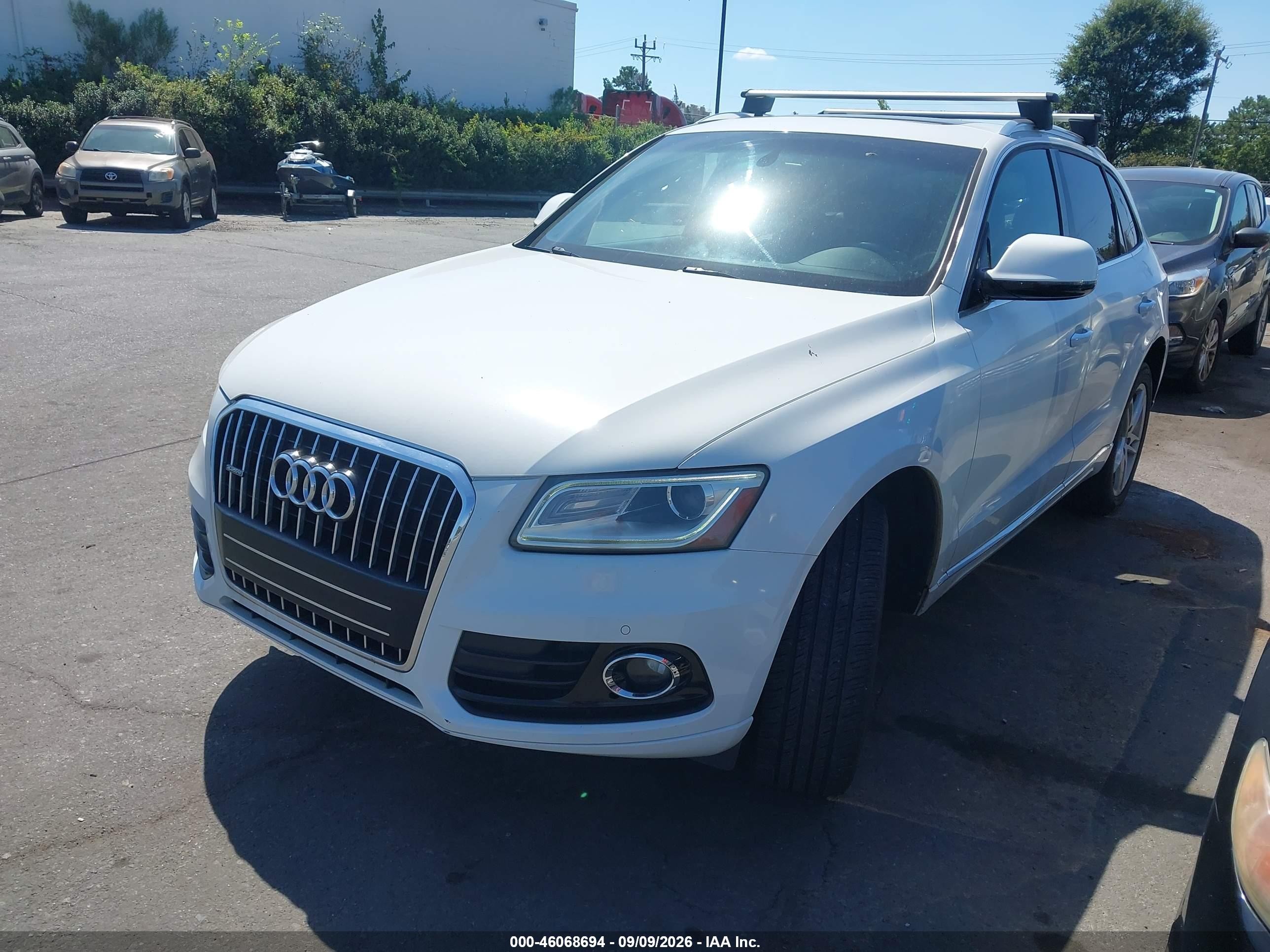 2015 Audi Q5 2.0t Premium White vin: WA1LFAFP2FA104430