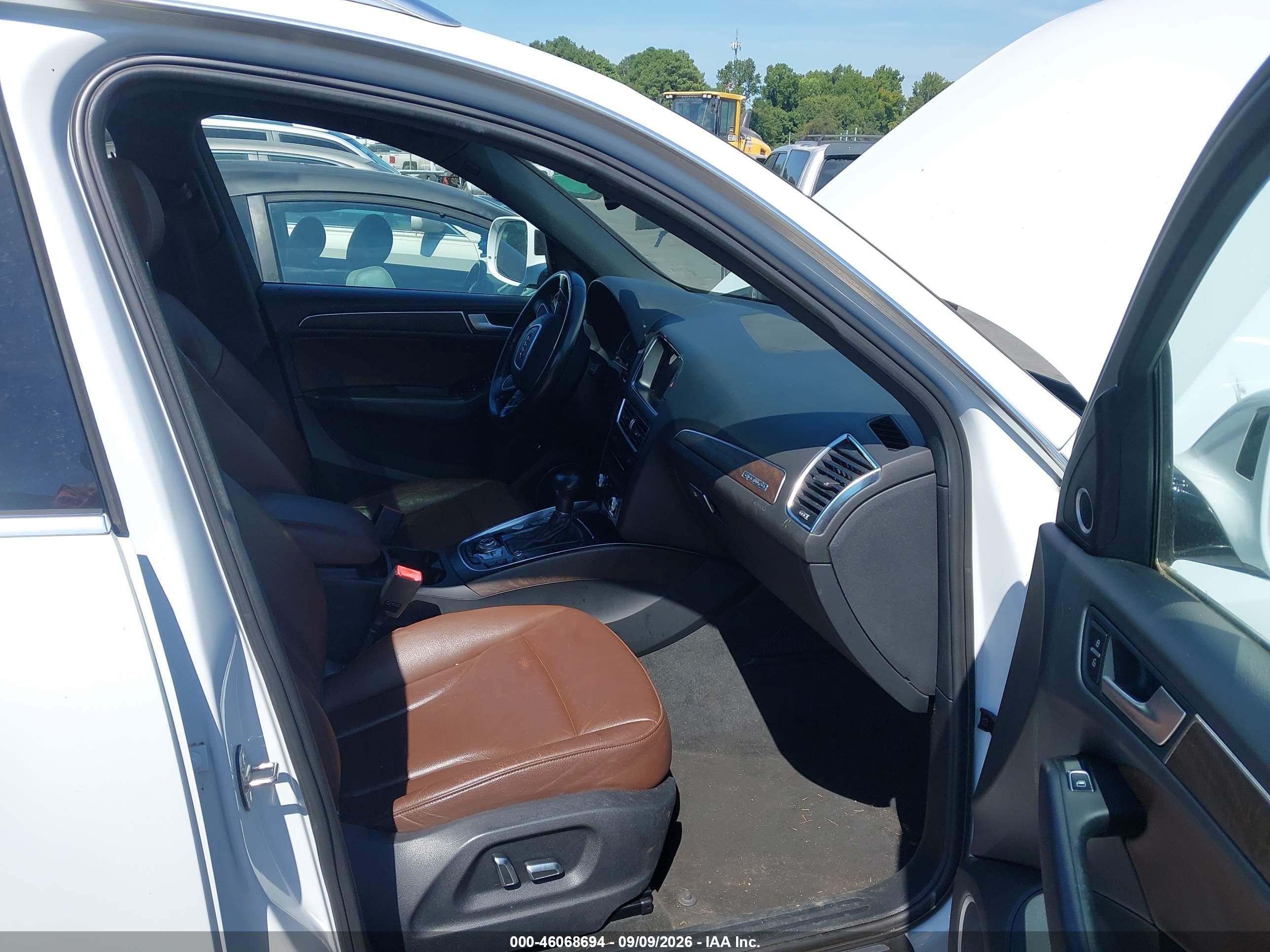 2015 Audi Q5 2.0t Premium White vin: WA1LFAFP2FA104430